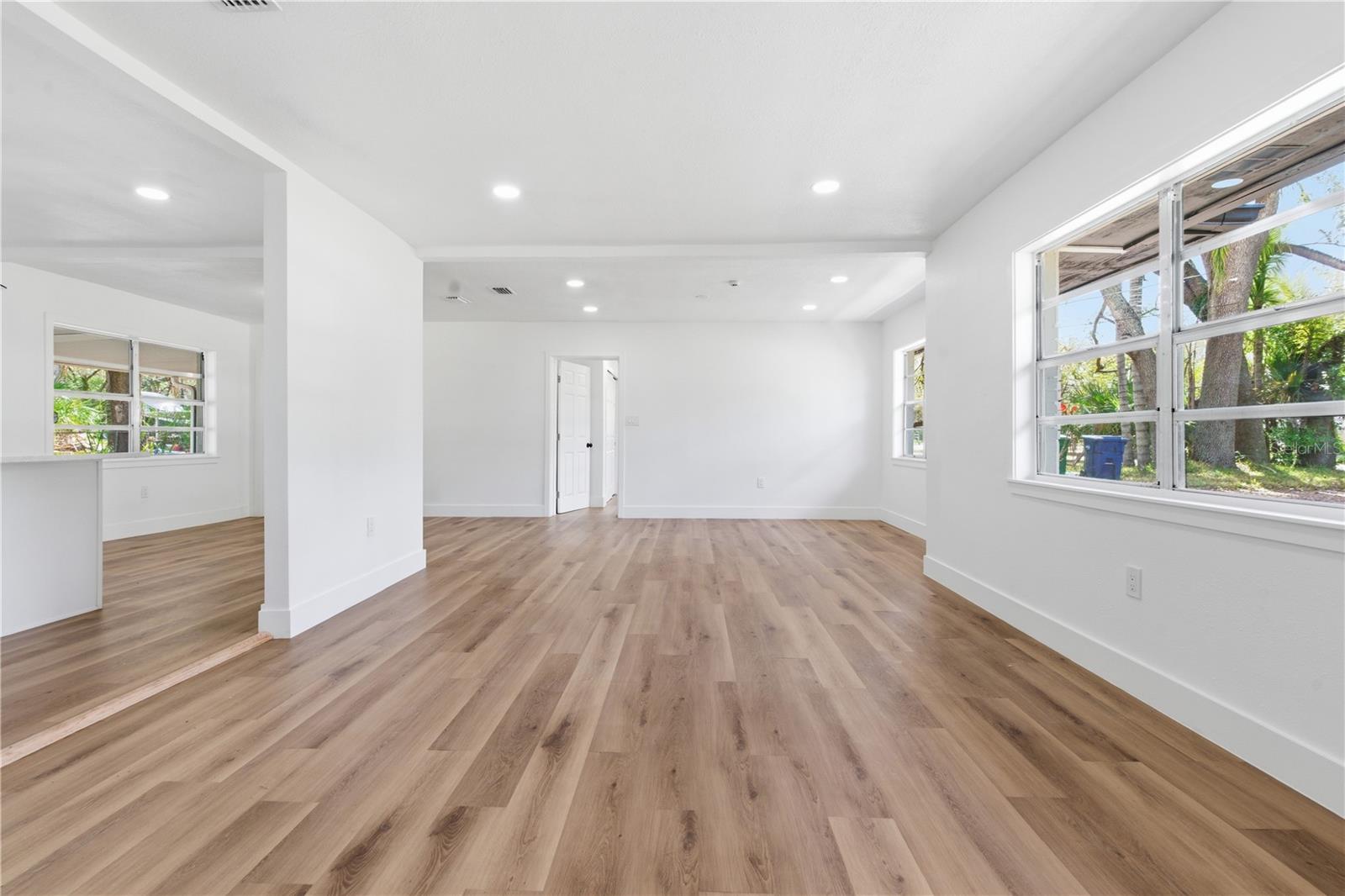 HAMNER'S W E FOREST ACRES - Residential