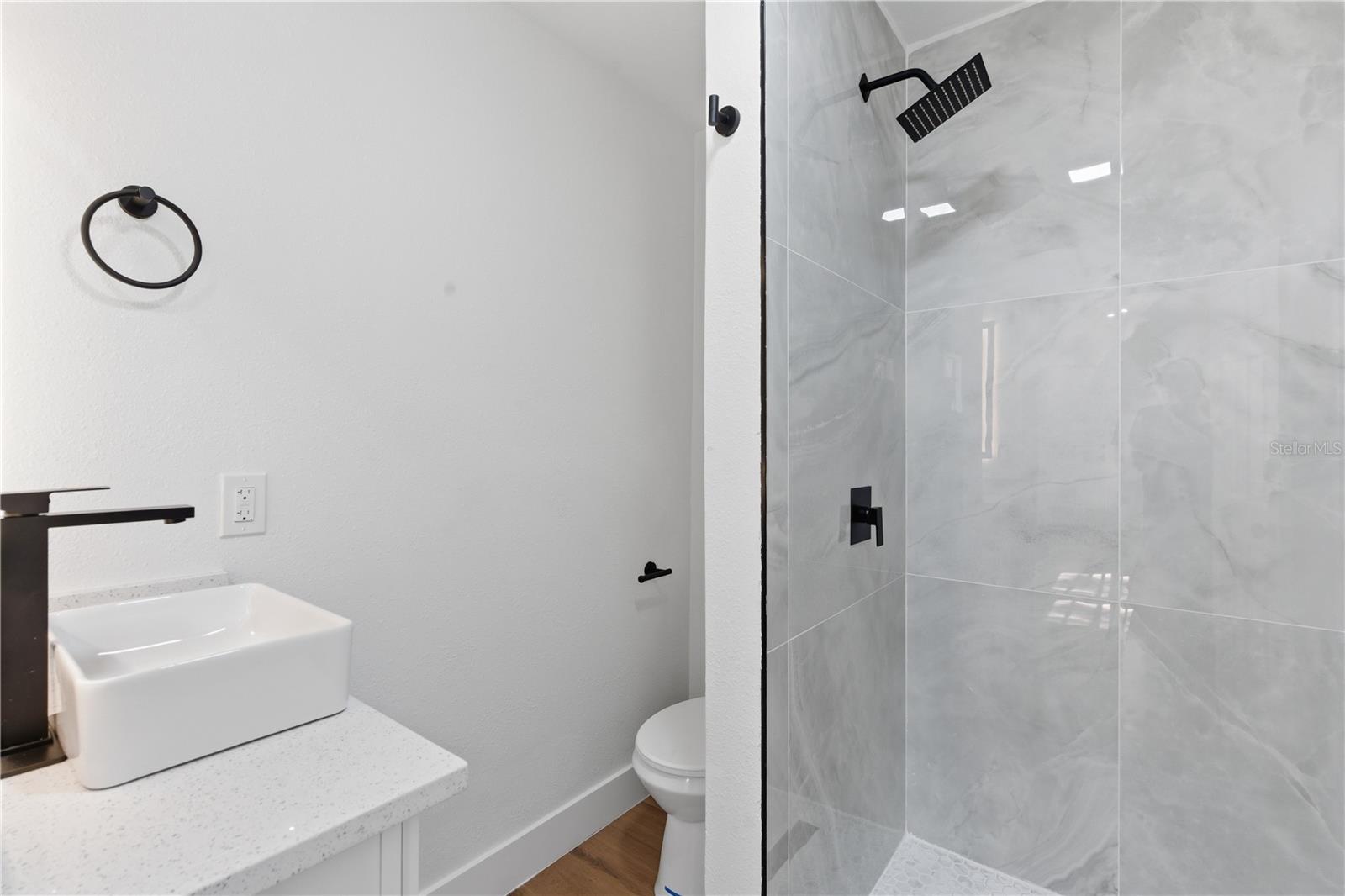 HAMNER'S W E FOREST ACRES - Residential