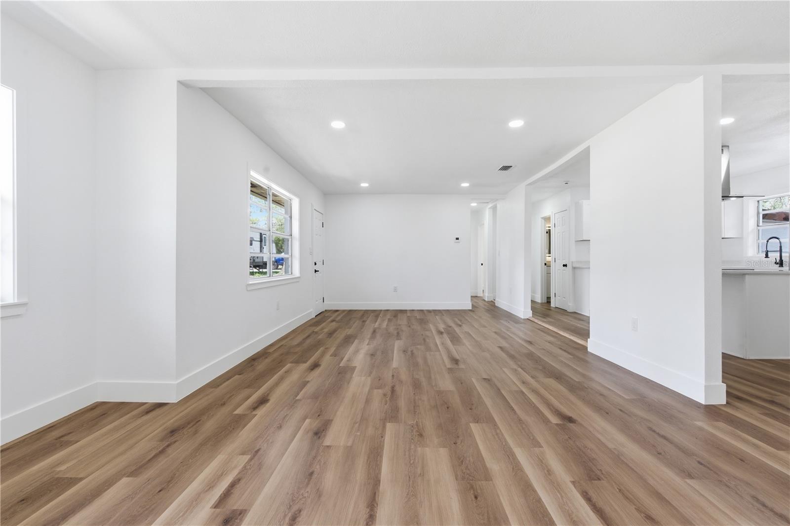 HAMNER'S W E FOREST ACRES - Residential