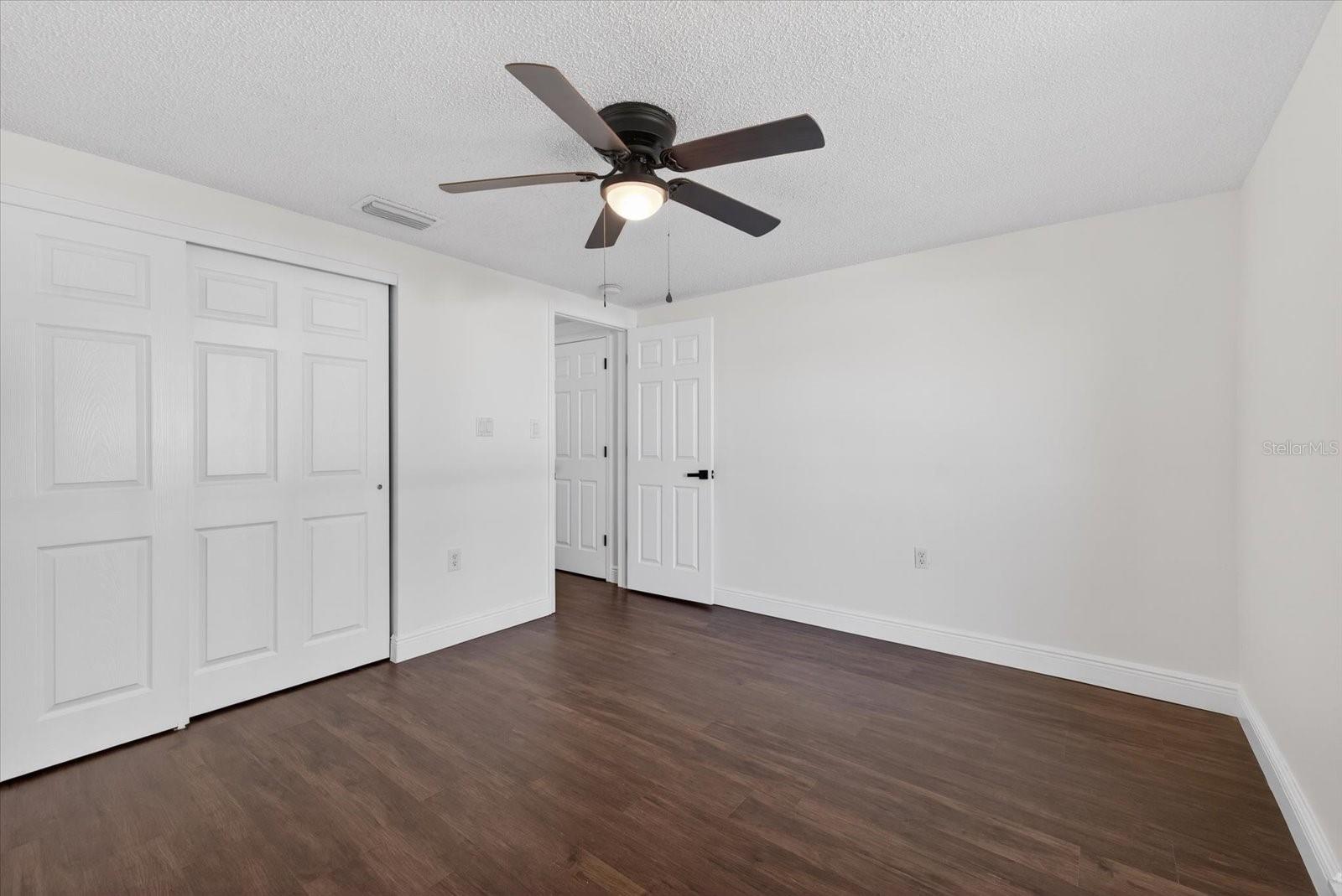 REGENCY PARK - Residential