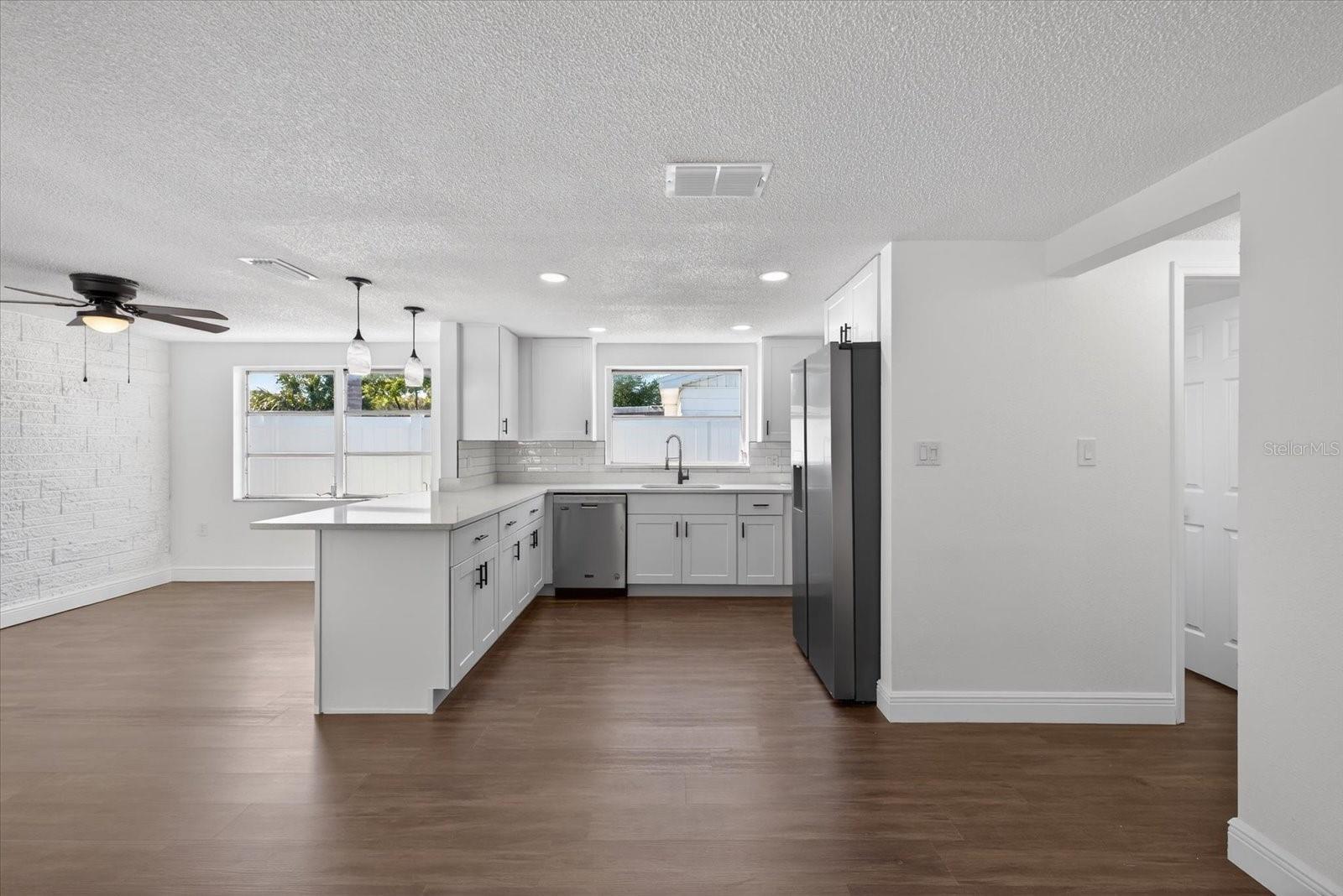 REGENCY PARK - Residential