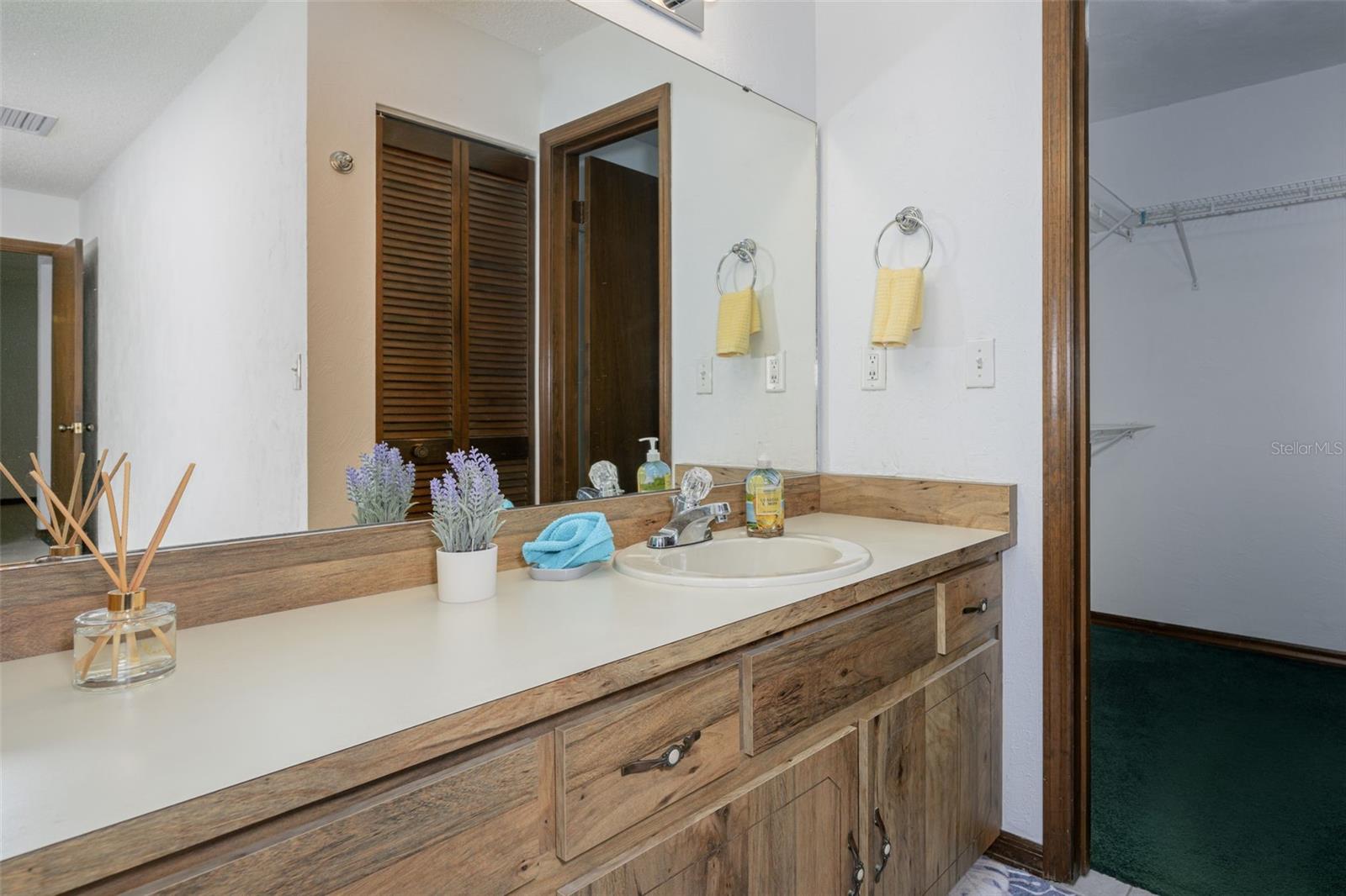 NORTHBROOK UN 05 - Residential