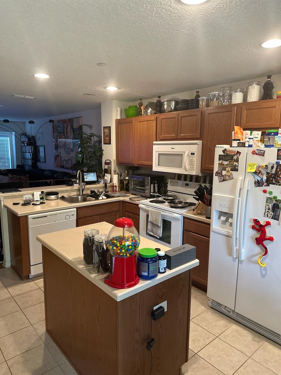 WILLOWBROOK A CONDO PH 10 - Residential