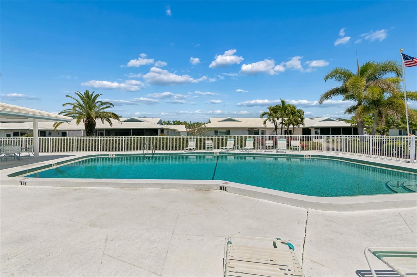 VILLAGE GREEN BRADENTON SEC 8 - Residential