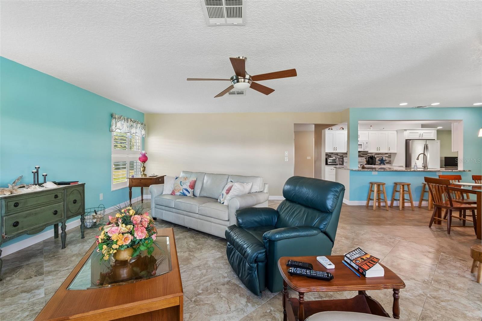 VILLAGE GREEN BRADENTON SEC 8 - Residential