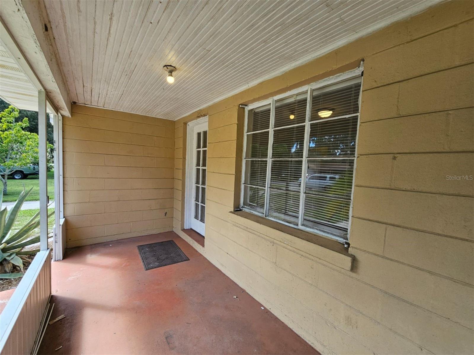 SHORE ACRES - Residential Lease