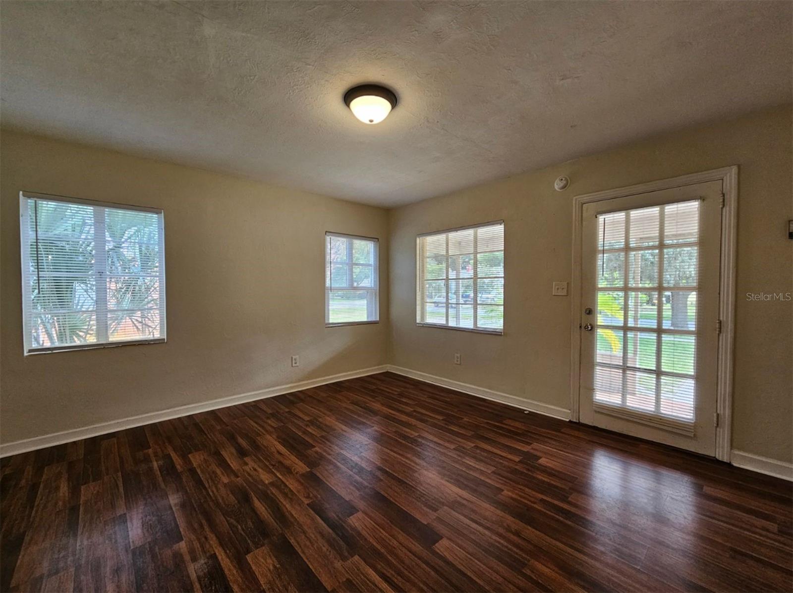 SHORE ACRES - Residential Lease