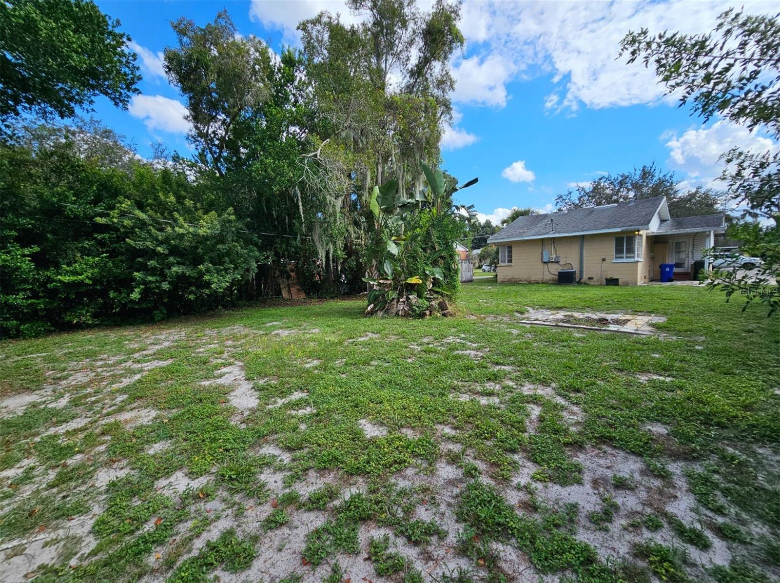 SHORE ACRES - Residential Lease