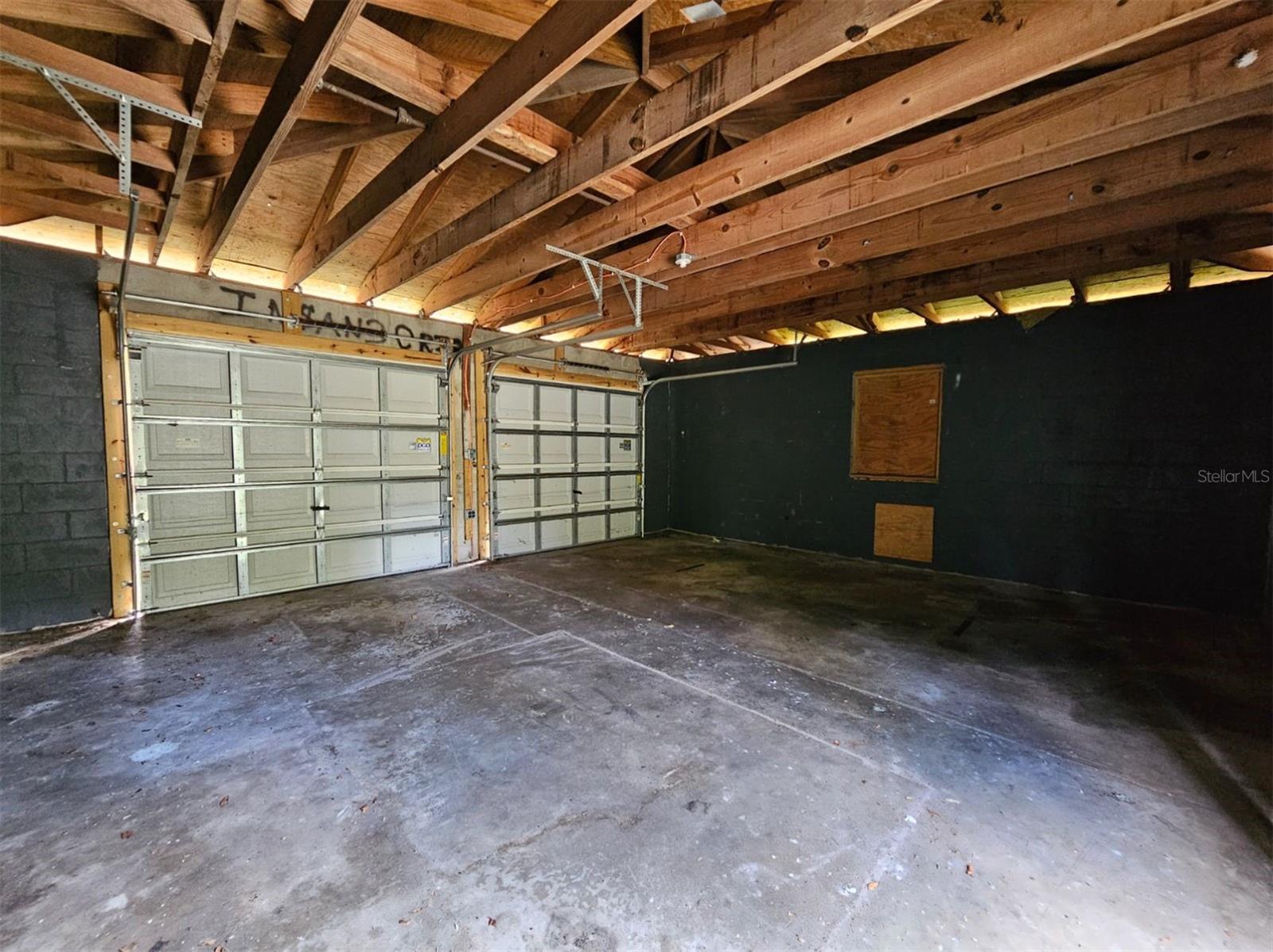 SHORE ACRES - Residential Lease