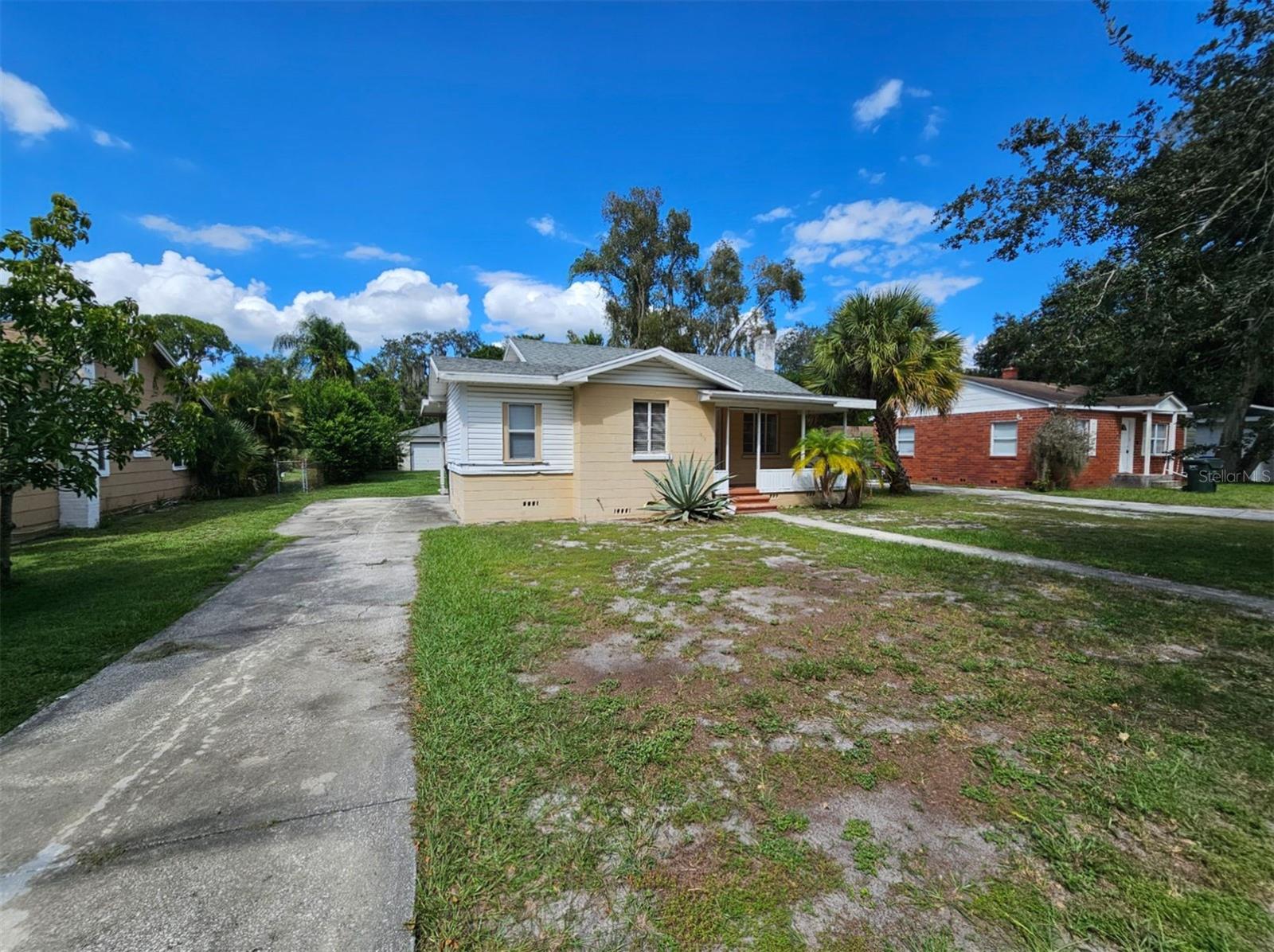 SHORE ACRES - Residential Lease