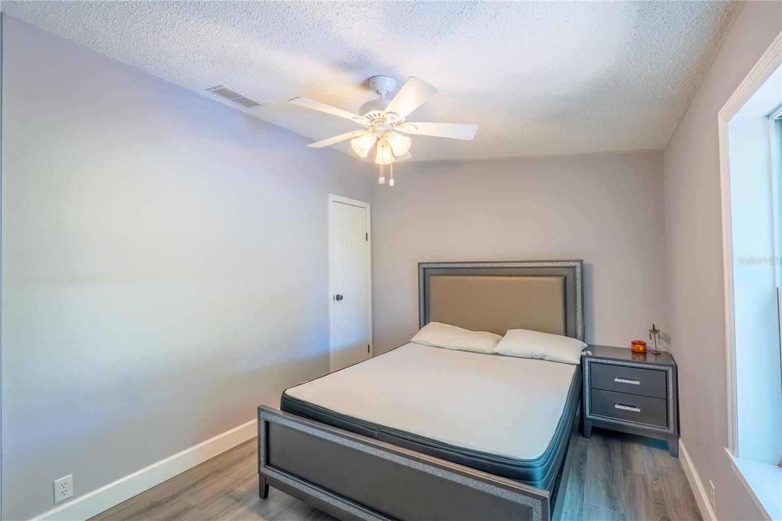 ACERAGE - Residential