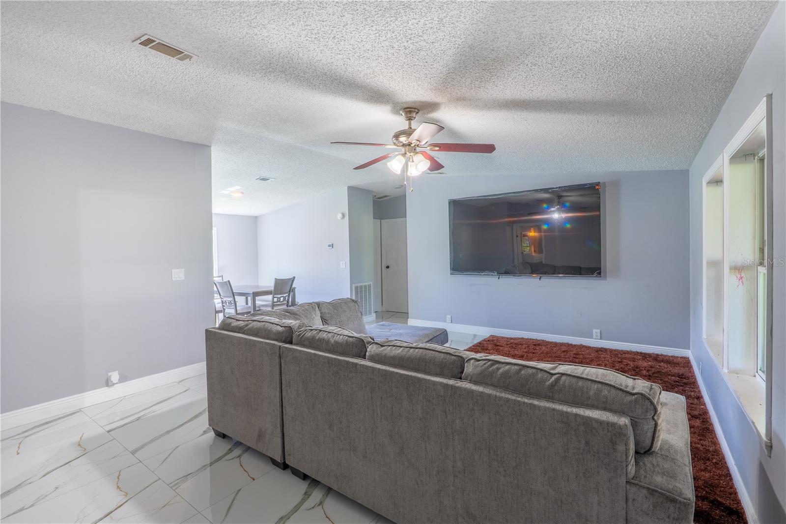 ACERAGE - Residential