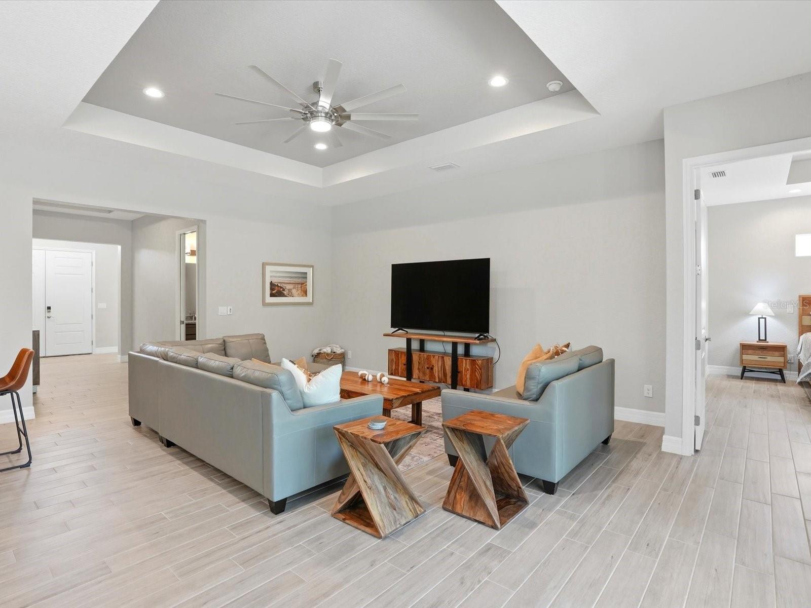 PAR VIEW ESTATES - Residential