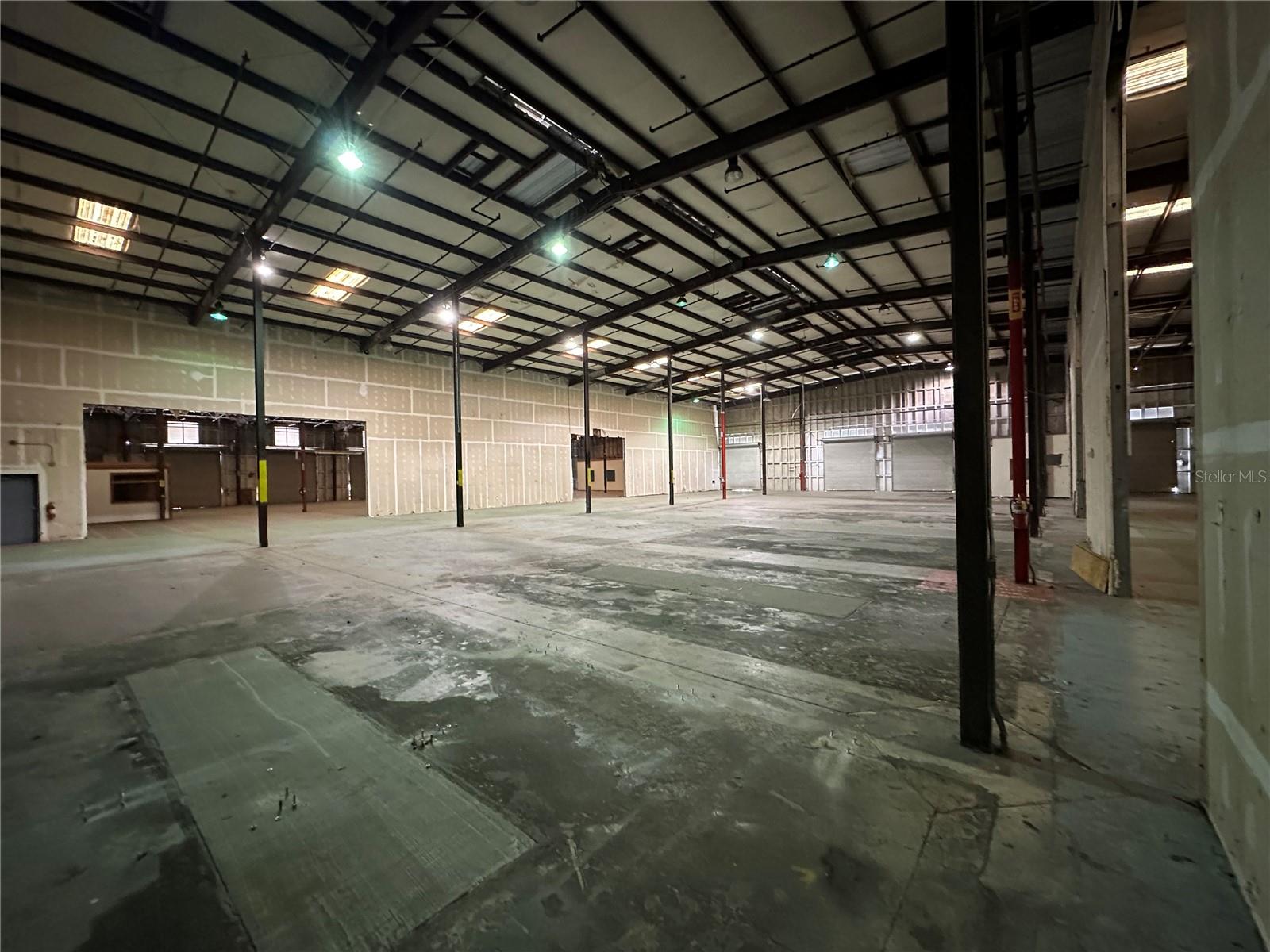 NEIGHBORHOOD 9919 - Commercial Sale