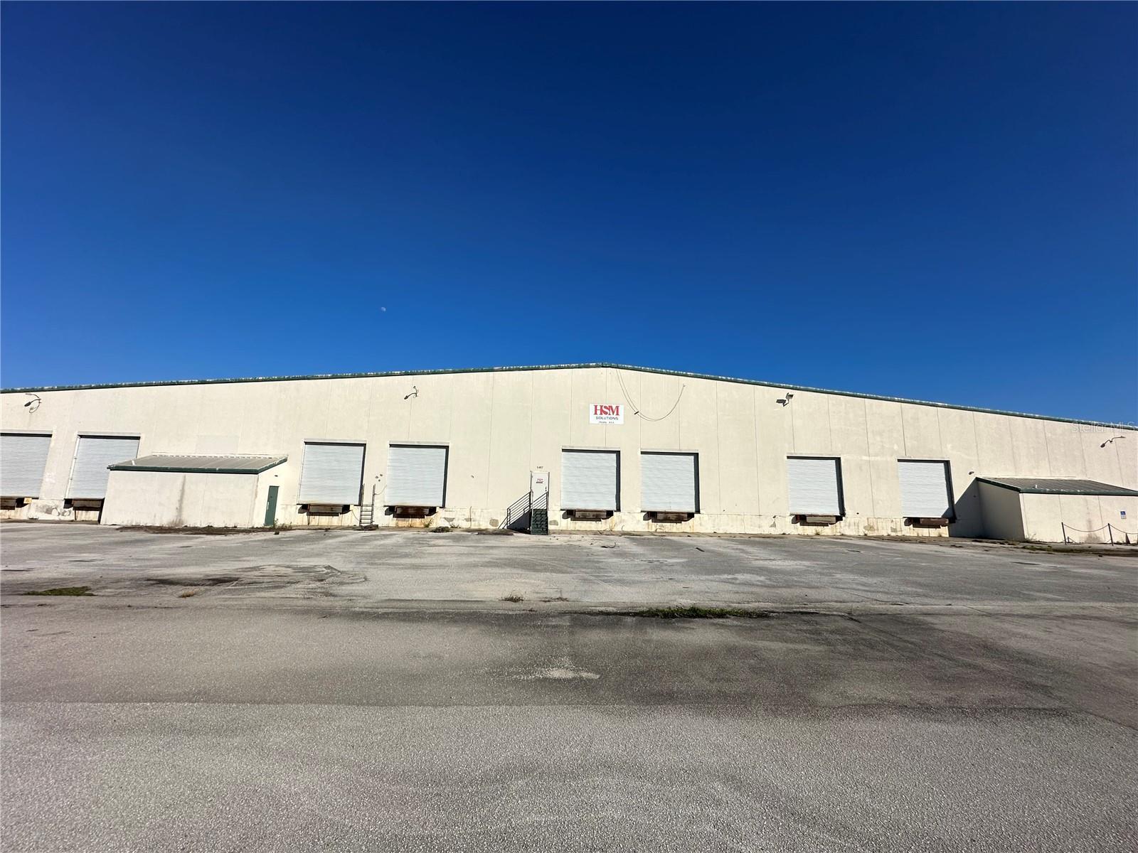 NEIGHBORHOOD 9919 - Commercial Sale