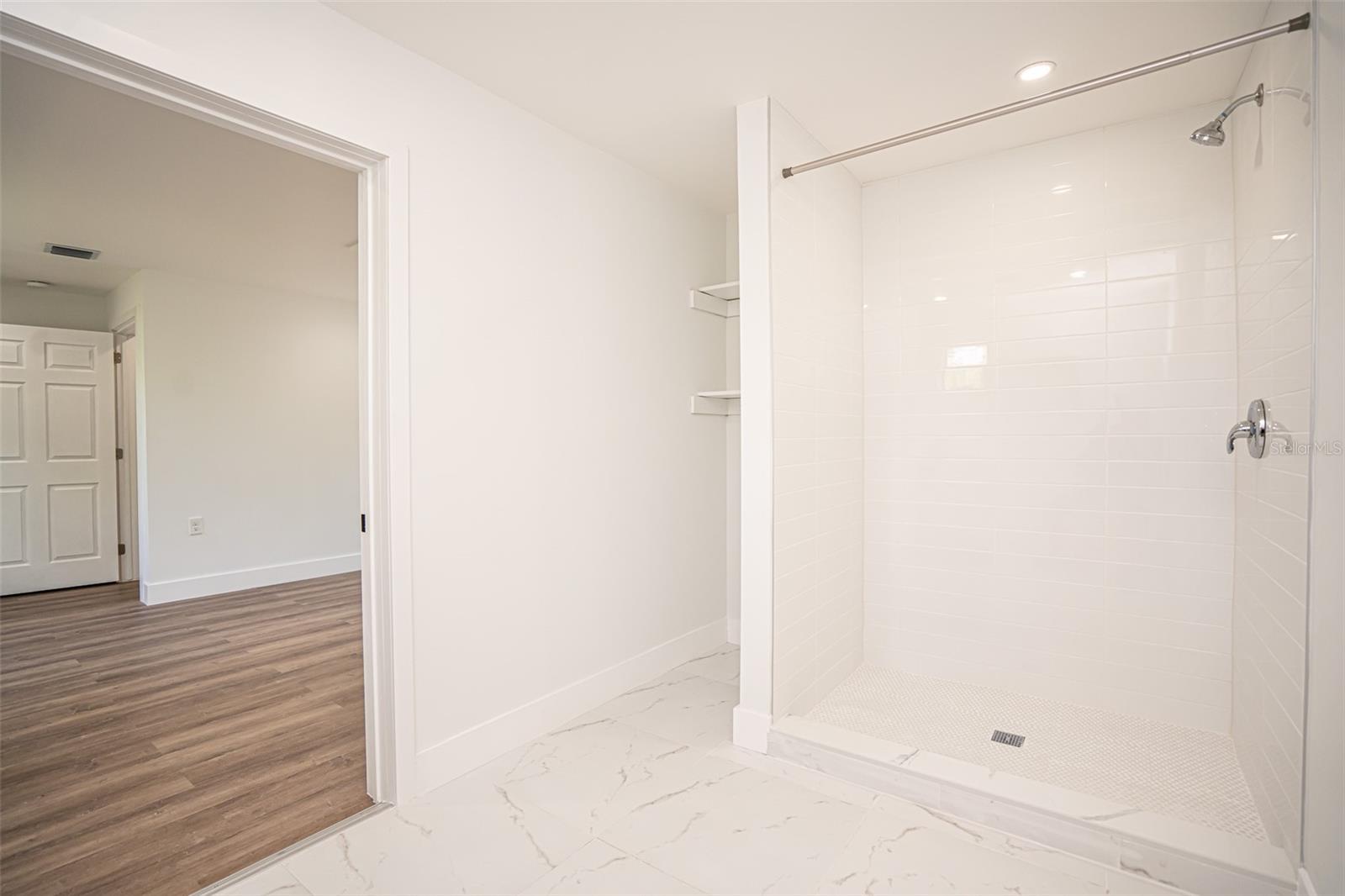 RIVERDALE ESTS SEC 2 - Residential