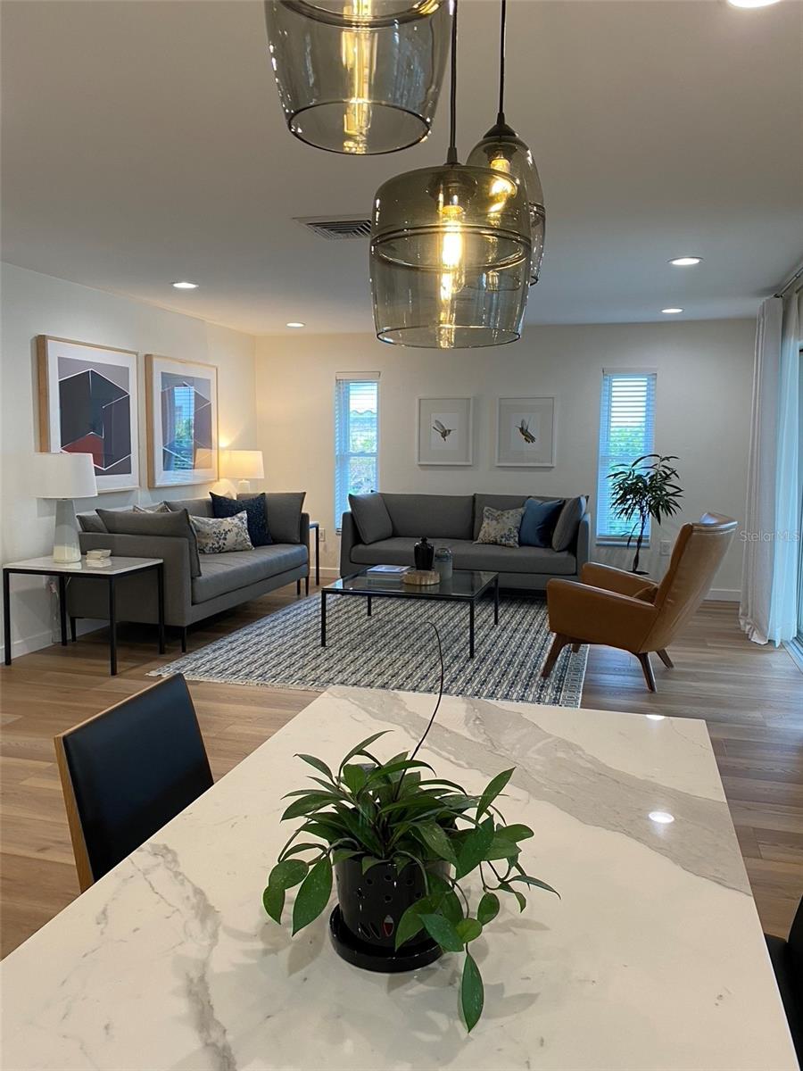 SIESTA ISLES - Residential