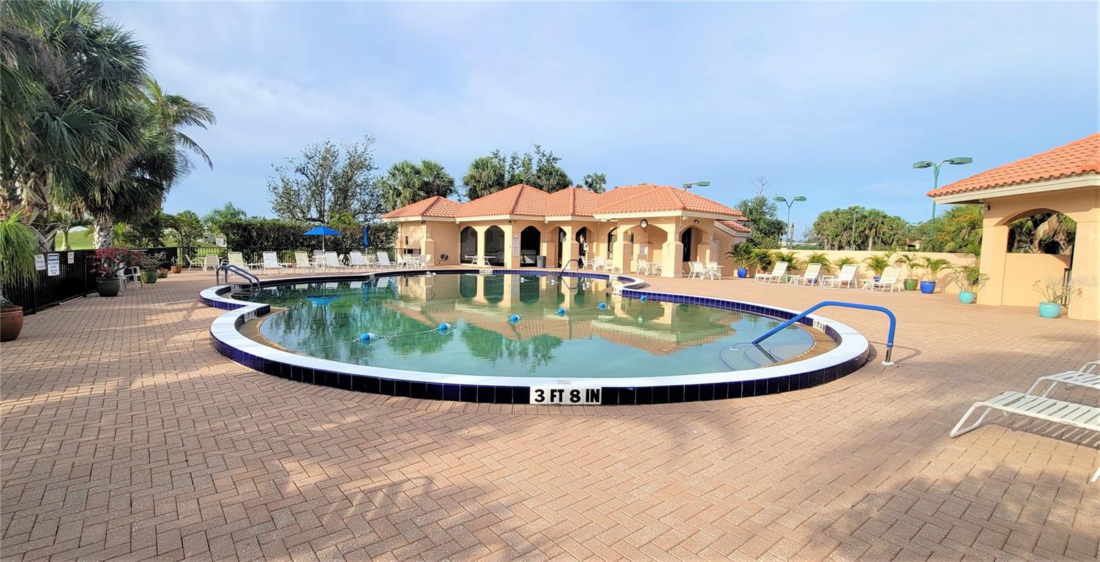 SEMINOLE LAKES - Residential