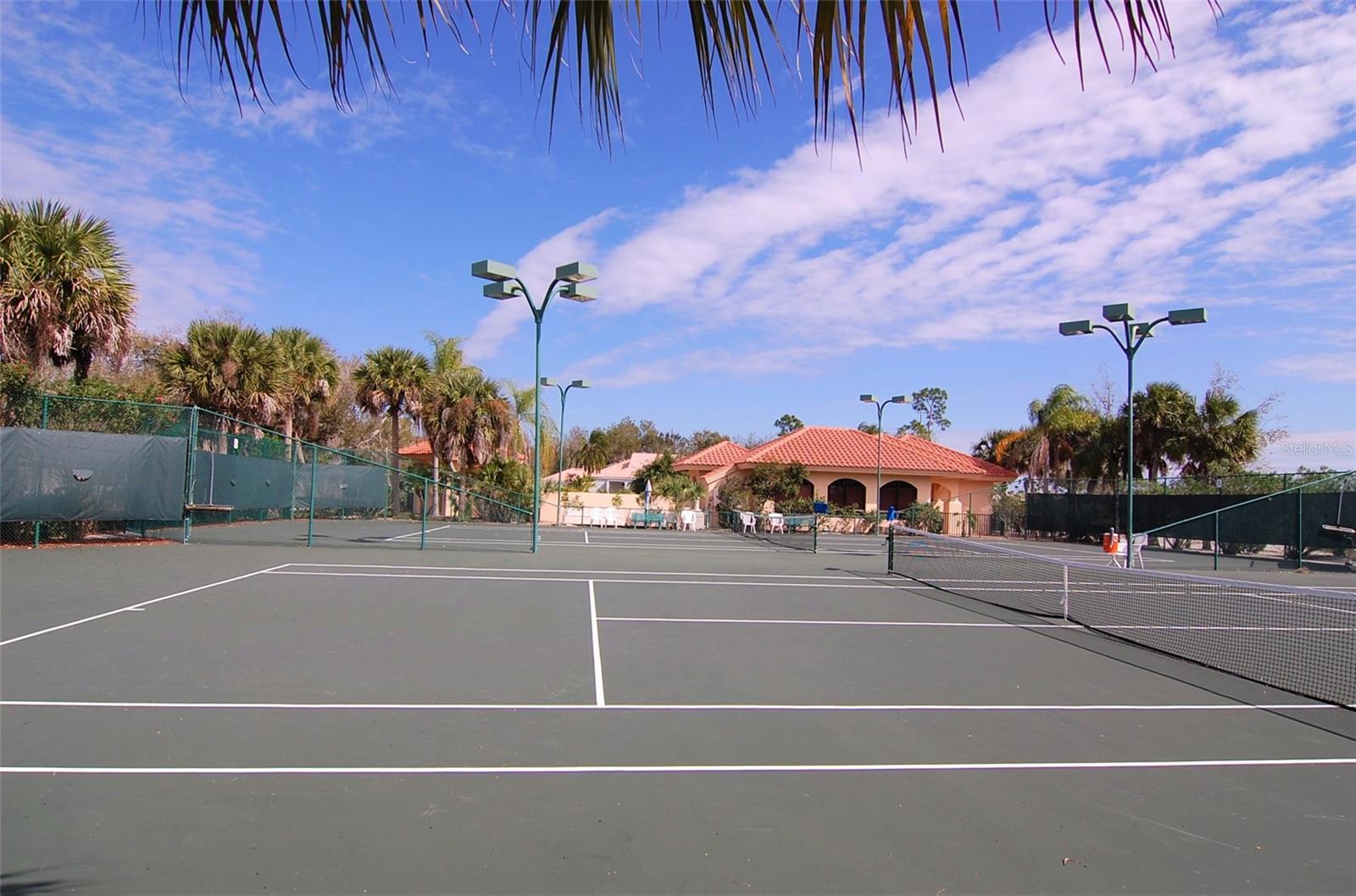 SEMINOLE LAKES - Residential