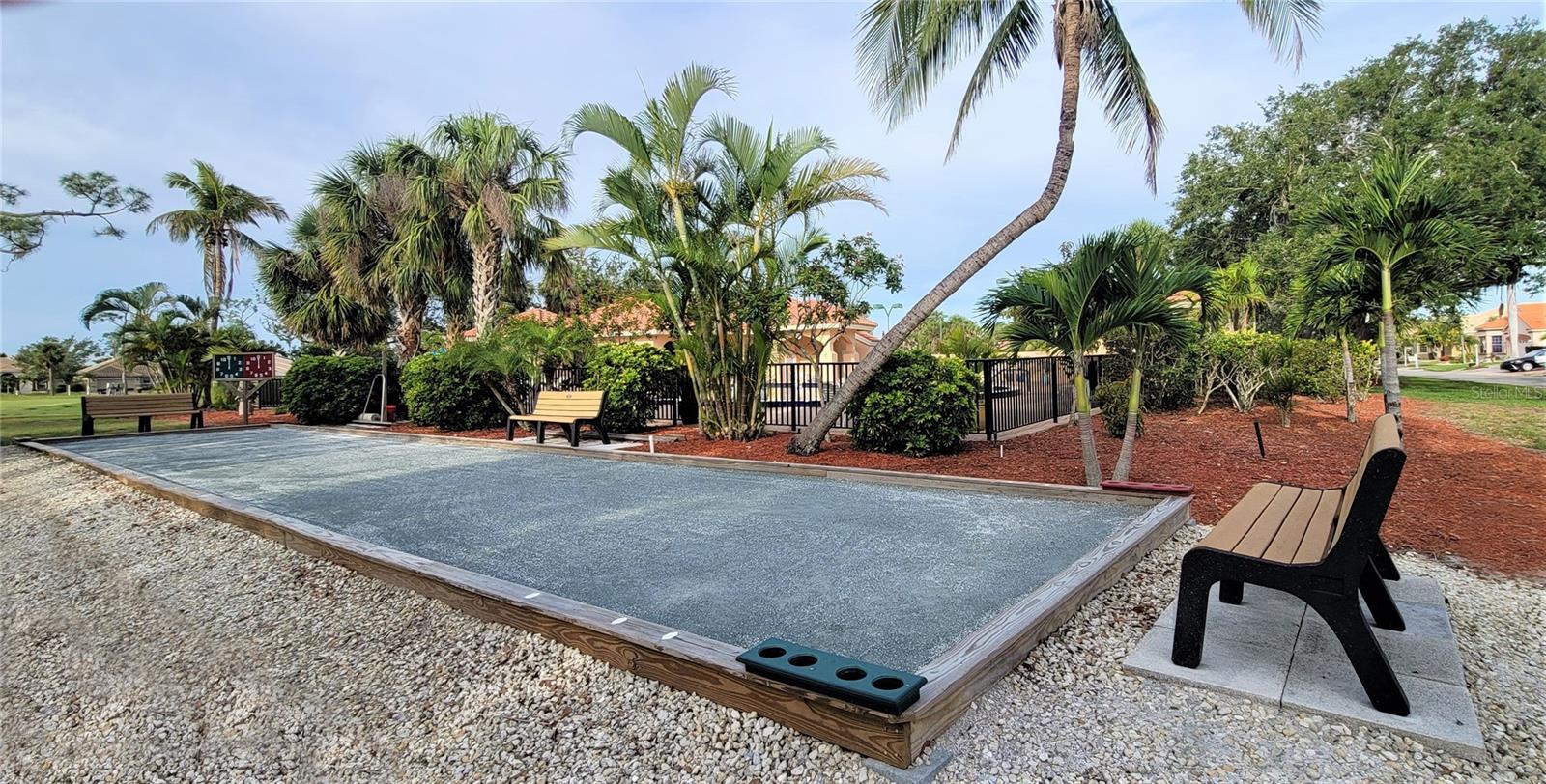 SEMINOLE LAKES - Residential