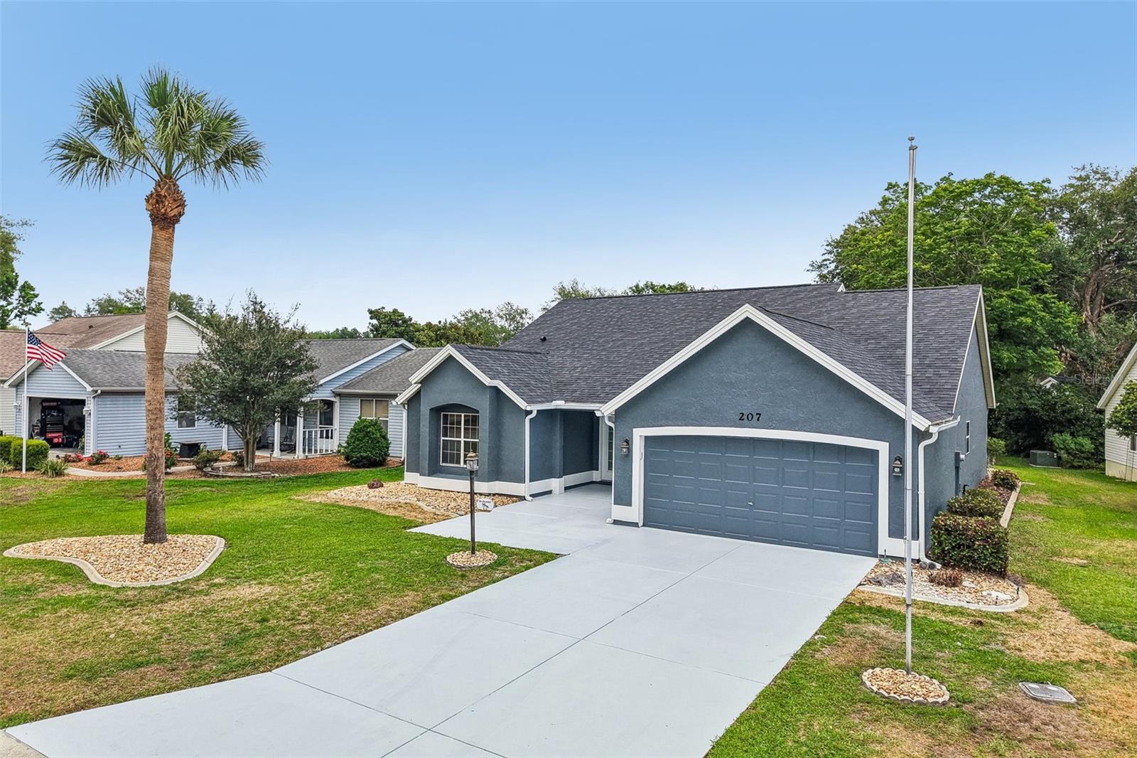 LADY LAKE ORANGE BLOSSOM GARDENS UNIT 19 - Residential