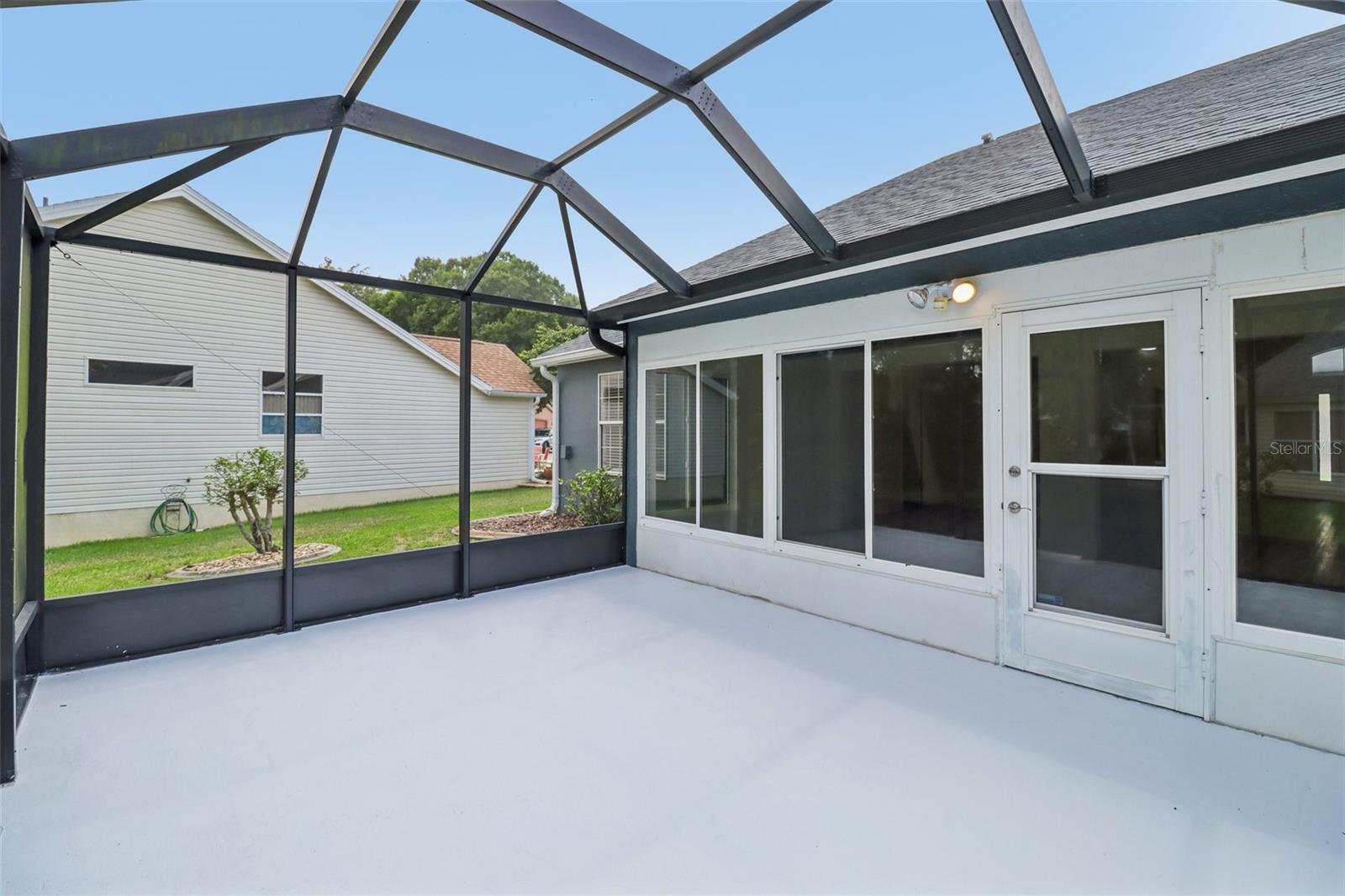 LADY LAKE ORANGE BLOSSOM GARDENS UNIT 19 - Residential