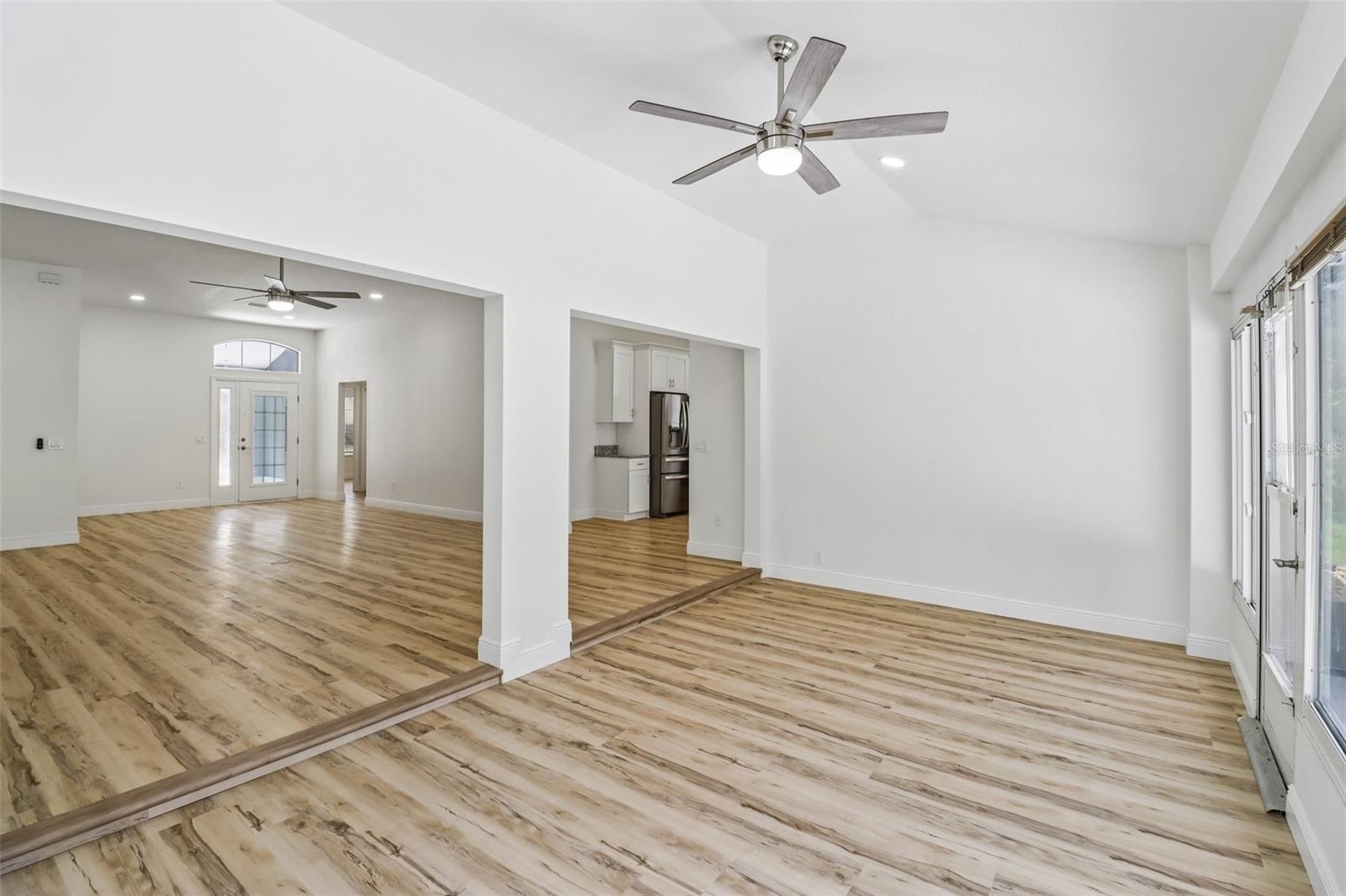 LADY LAKE ORANGE BLOSSOM GARDENS UNIT 19 - Residential