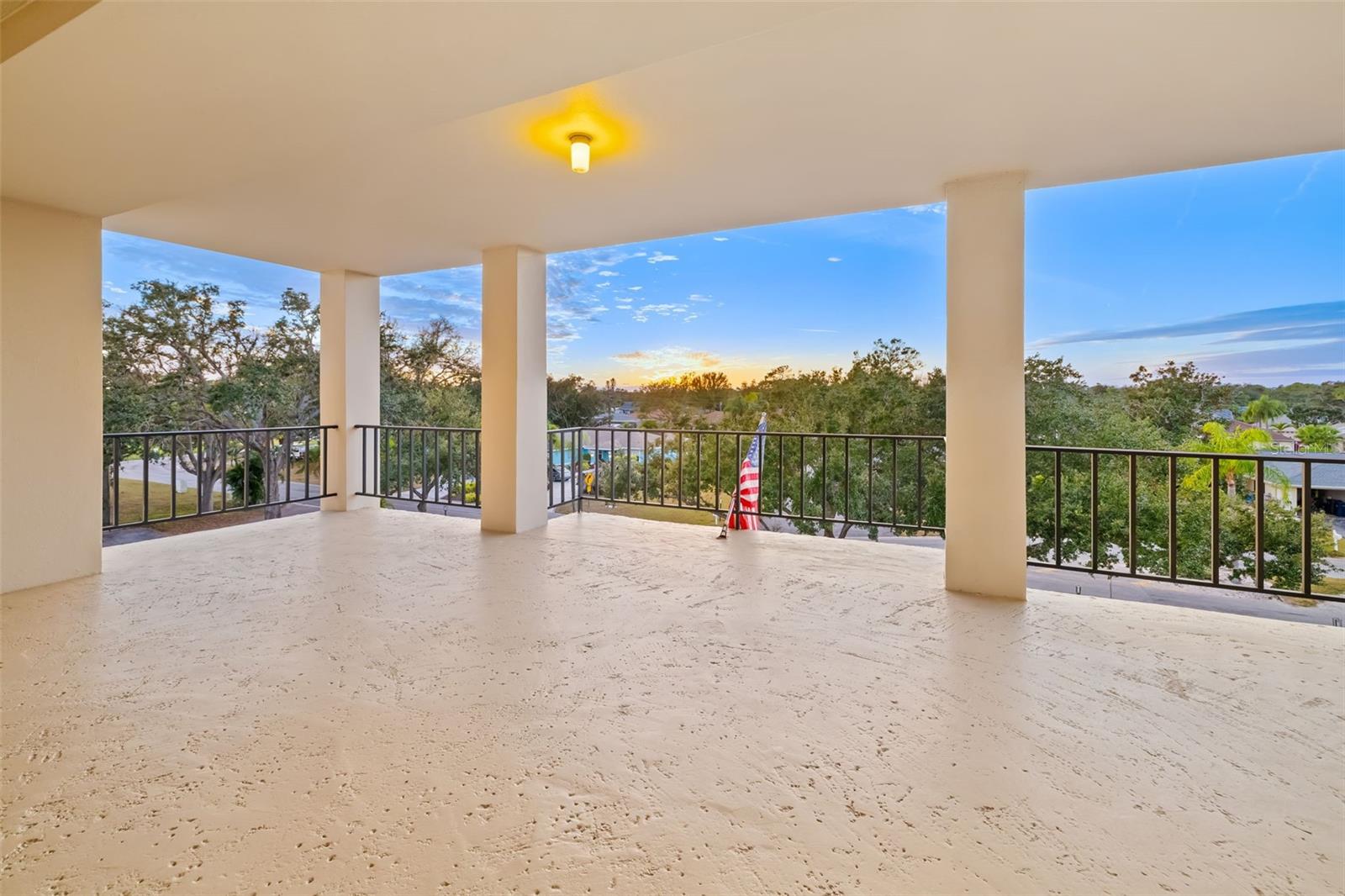 PALM AIRE CONDO 1 - Residential