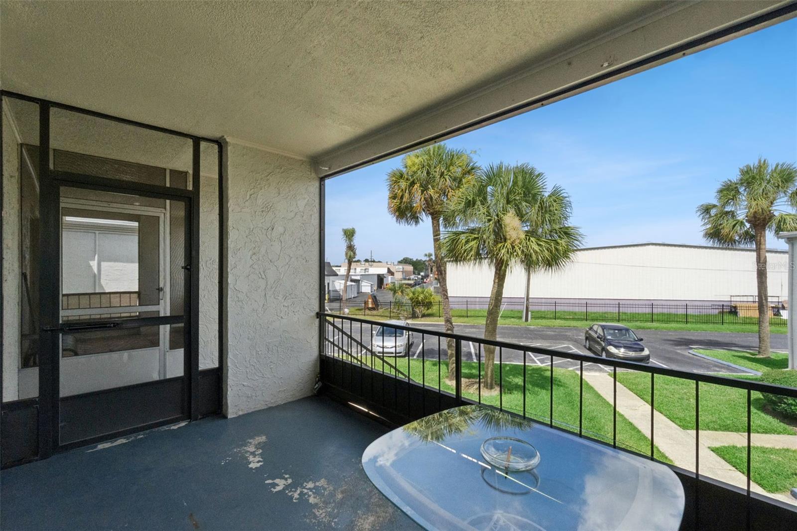 TERRA CONDO - Residential