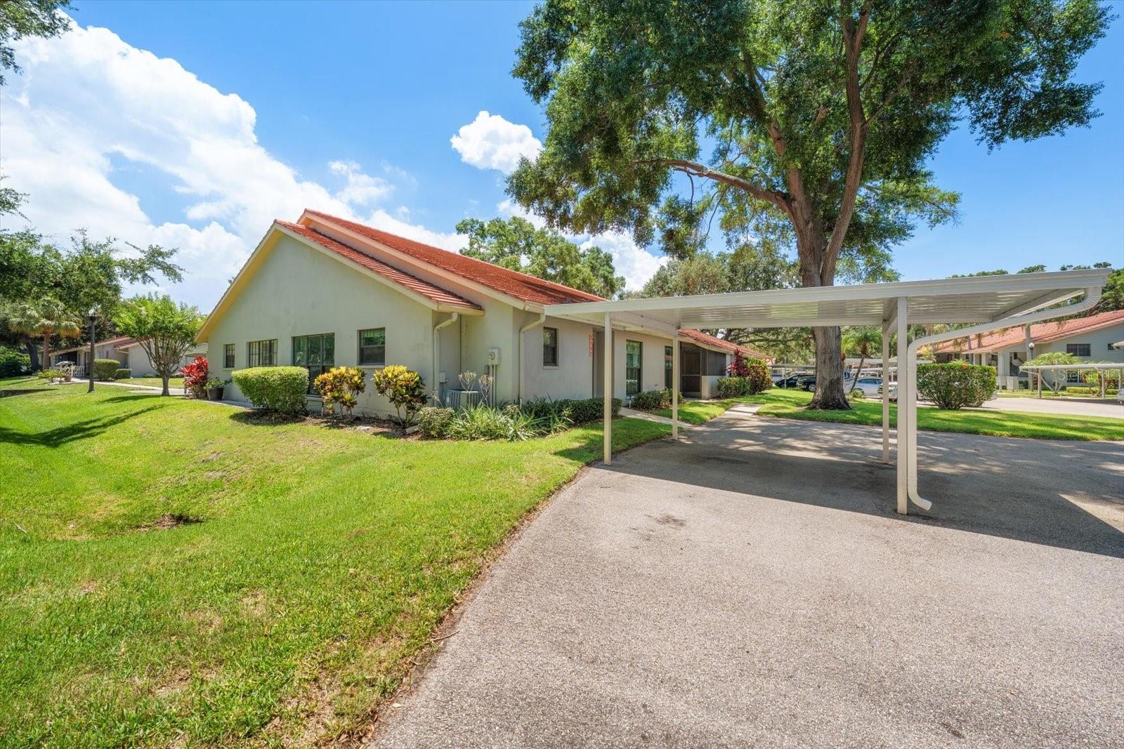 VILLAS OF LAKE ARBOR - Residential