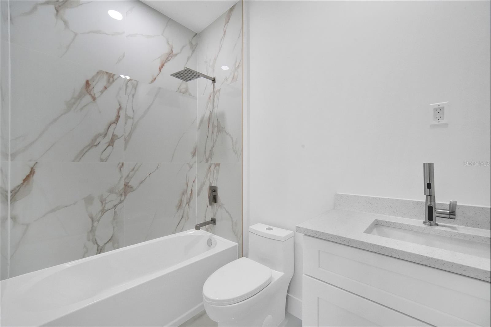 TROP G A - Residential