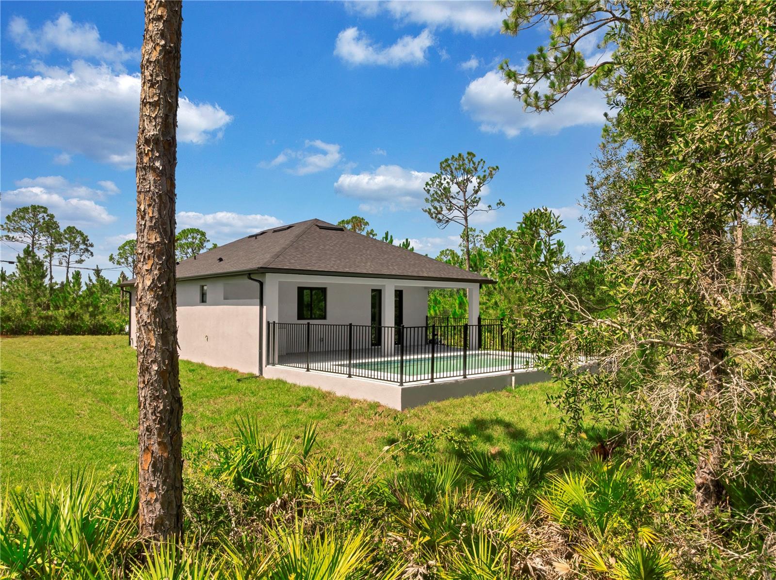 TROP G A - Residential