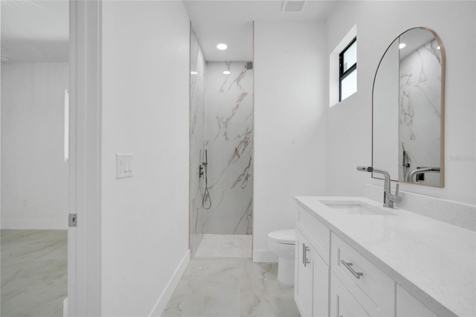 TROP G A - Residential