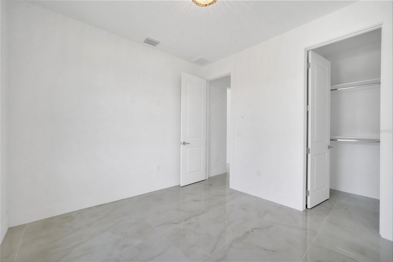 TROP G A - Residential