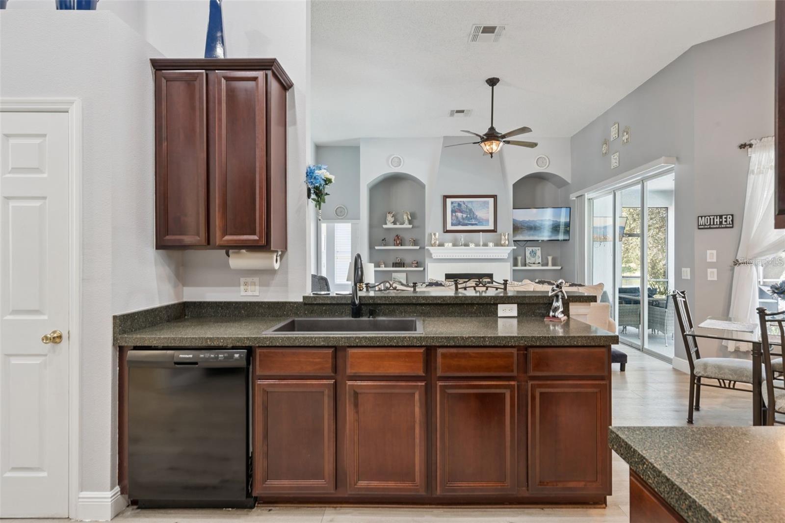 JOHNS LANDING PH 02 48 138 - Residential