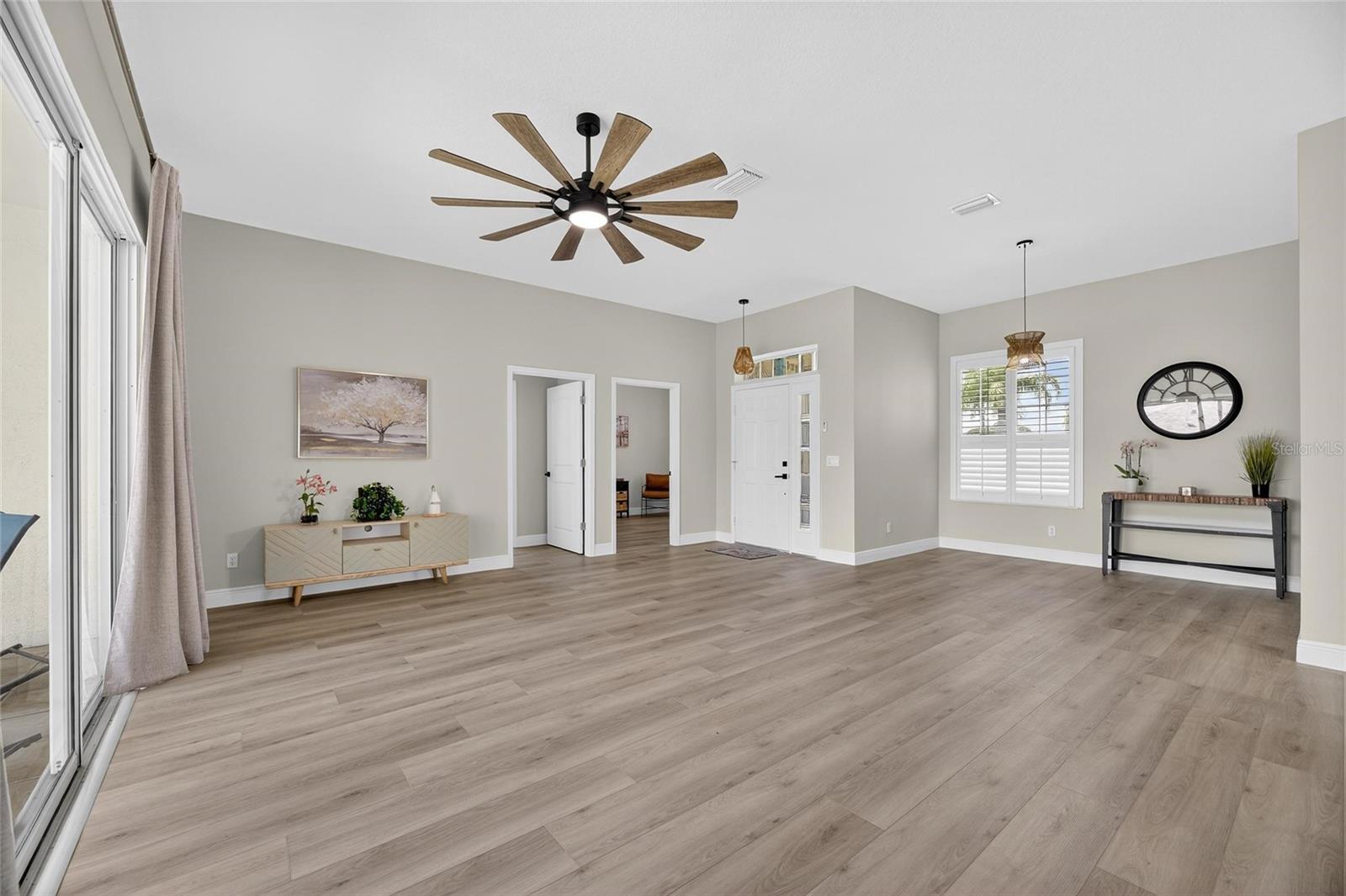 SUN CITY CENTER UNIT 260 - Residential Lease