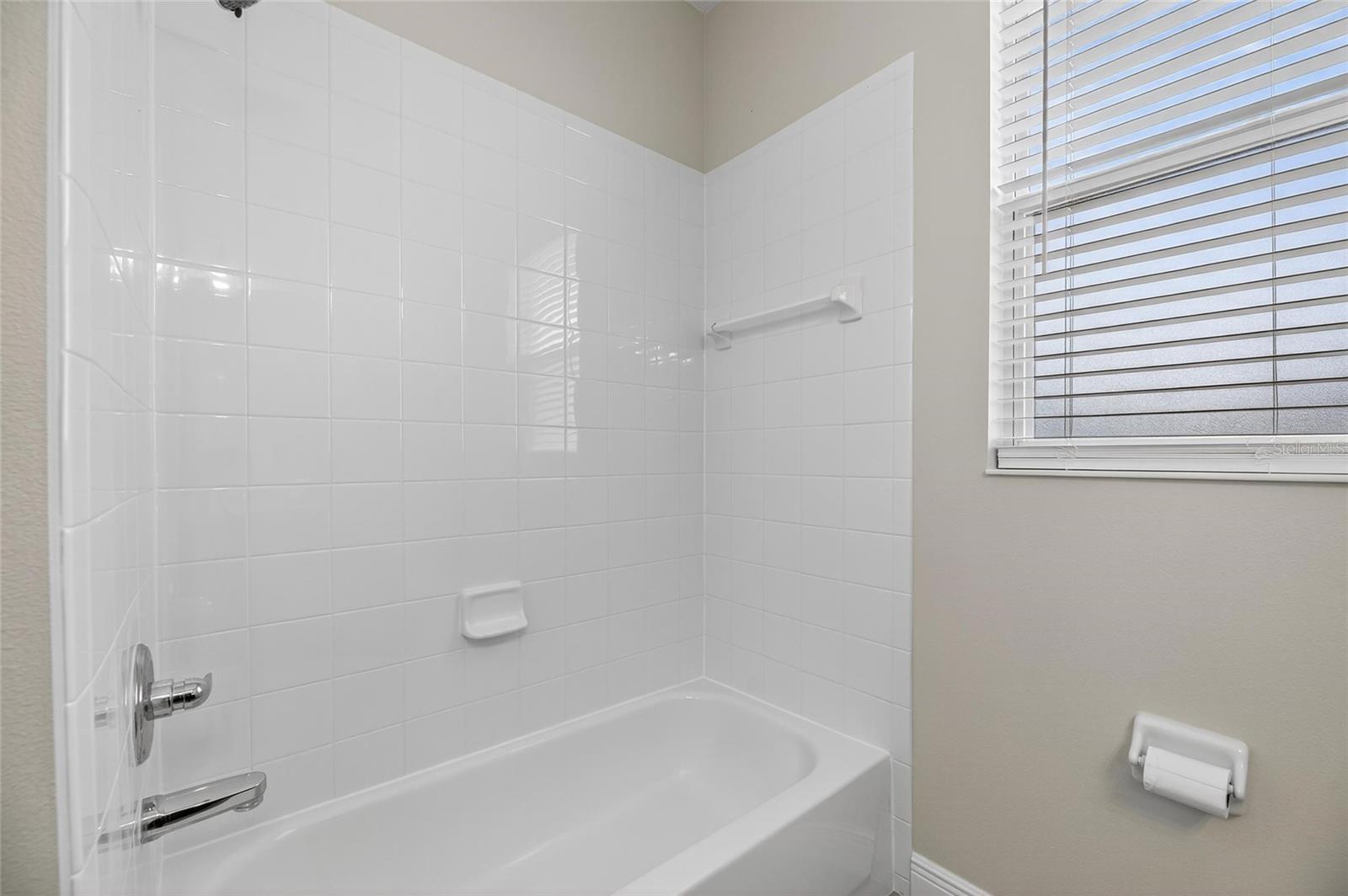 SUN CITY CENTER UNIT 260 - Residential Lease