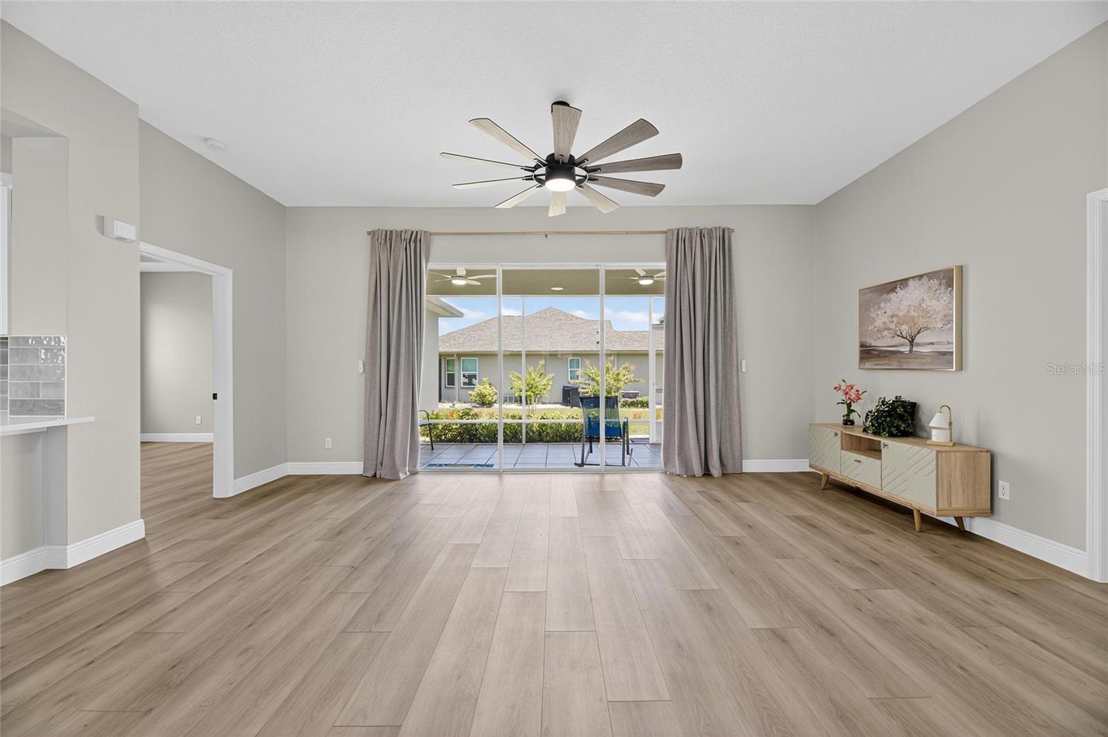 SUN CITY CENTER UNIT 260 - Residential Lease