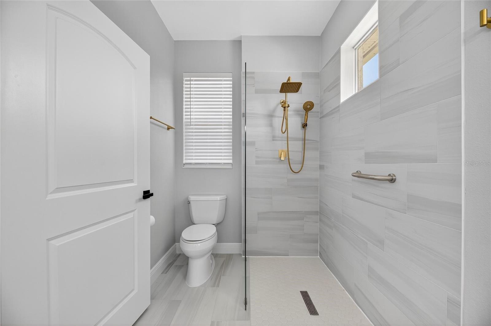 SUN CITY CENTER UNIT 260 - Residential Lease