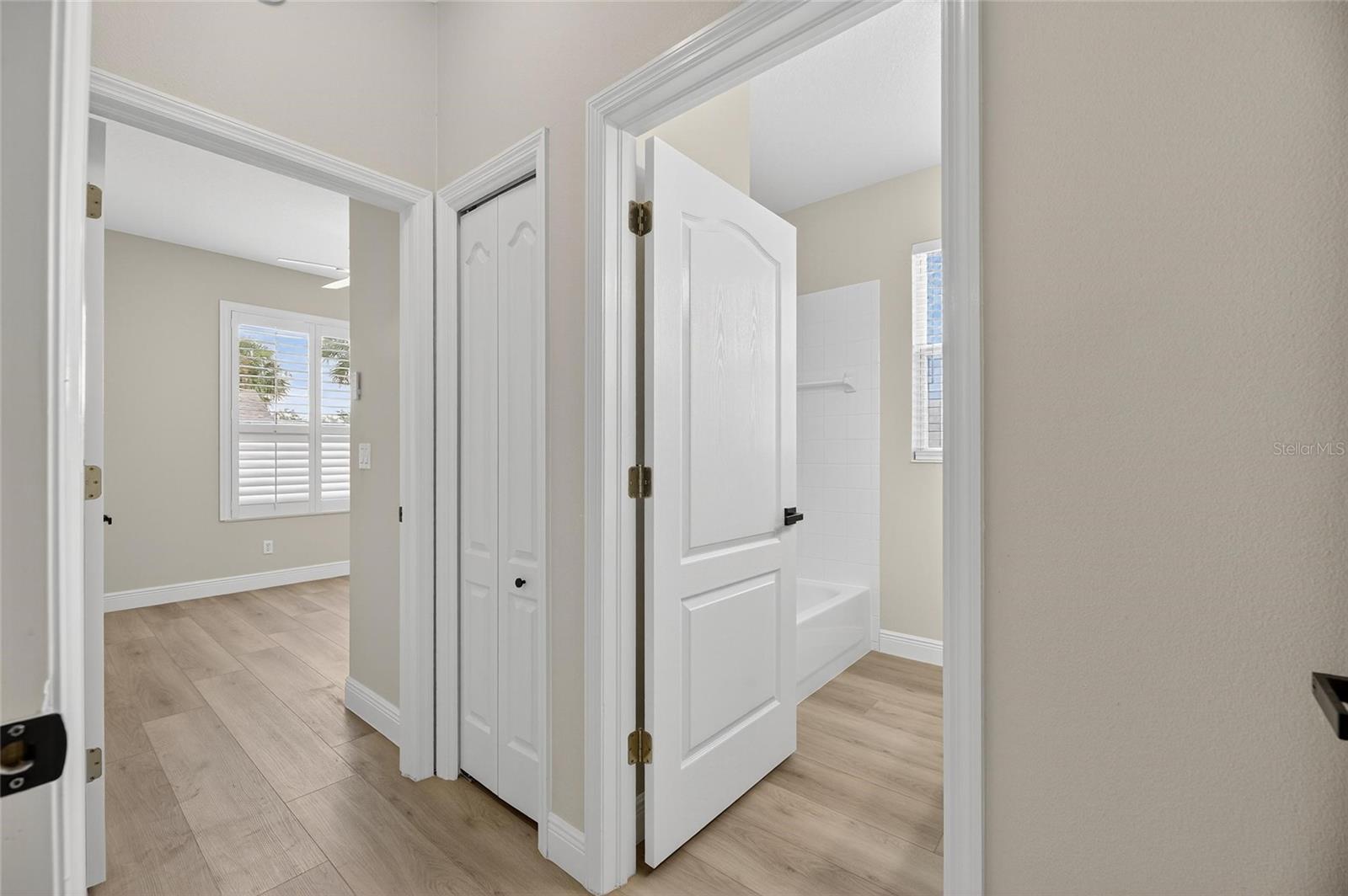 SUN CITY CENTER UNIT 260 - Residential Lease