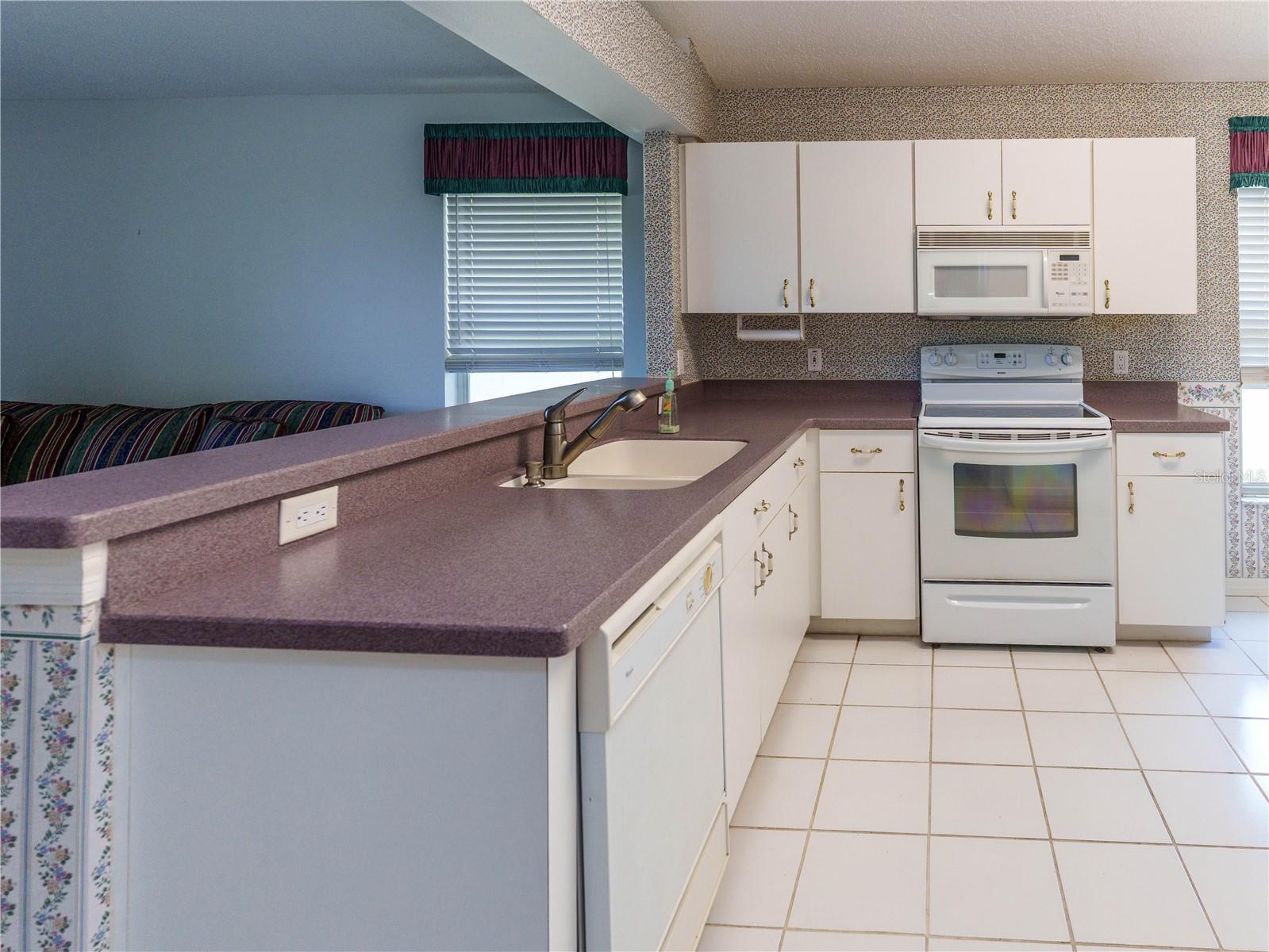 SUMMER LAKES TR 03-05 - Residential