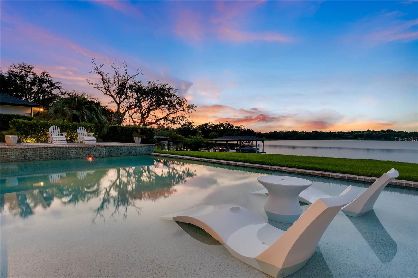 WATERBRIDGE - Residential