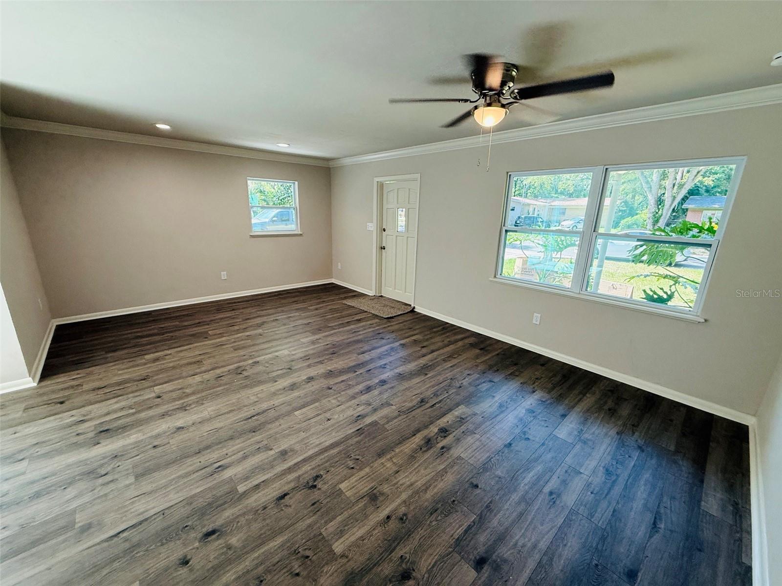 HIGHLAND COURT MANOR - Residential