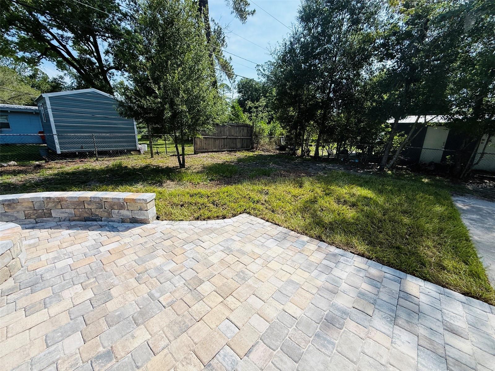 HIGHLAND COURT MANOR - Residential