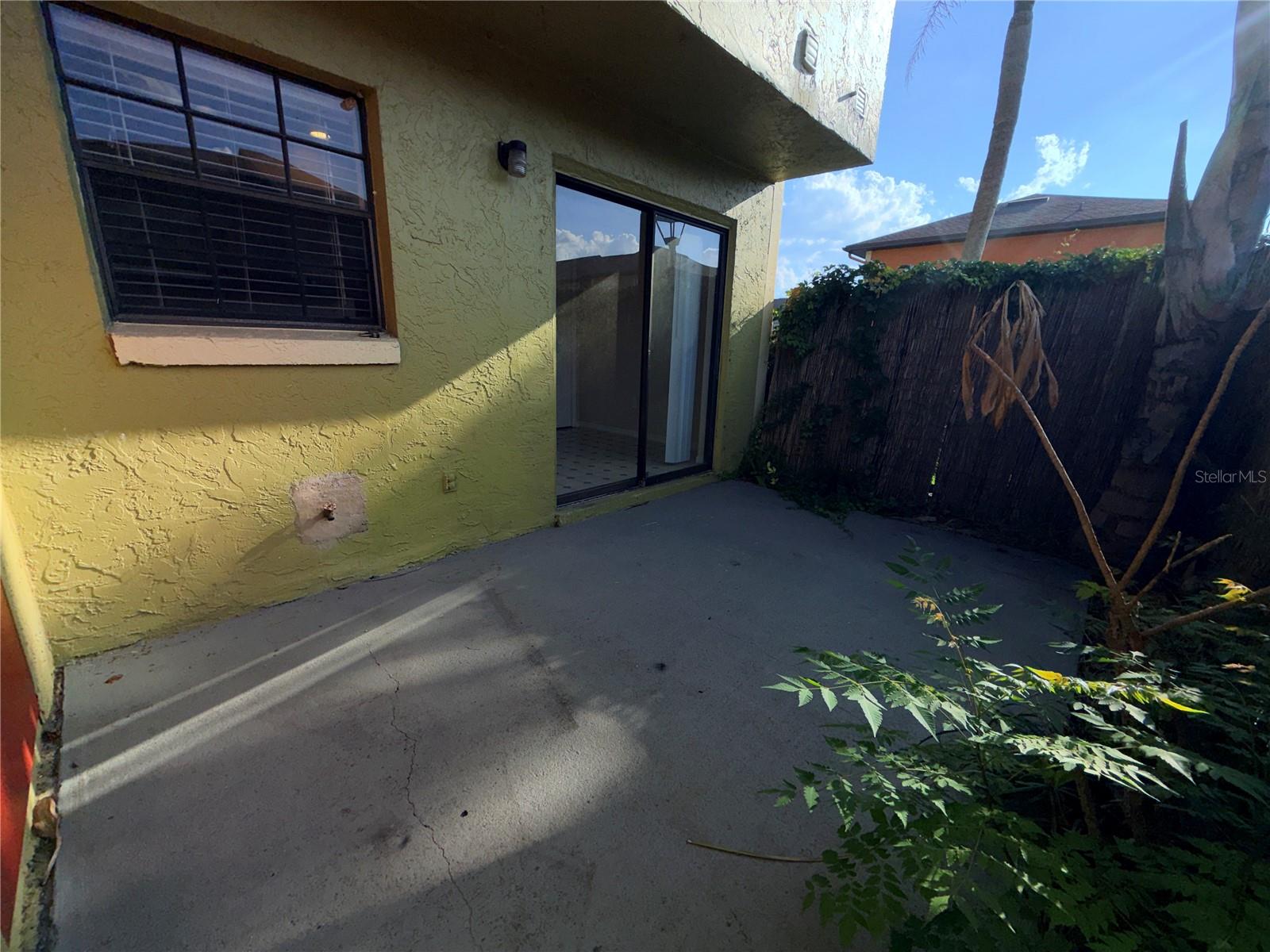 HIDDEN OAKS CONDO PH 11 - Residential Lease