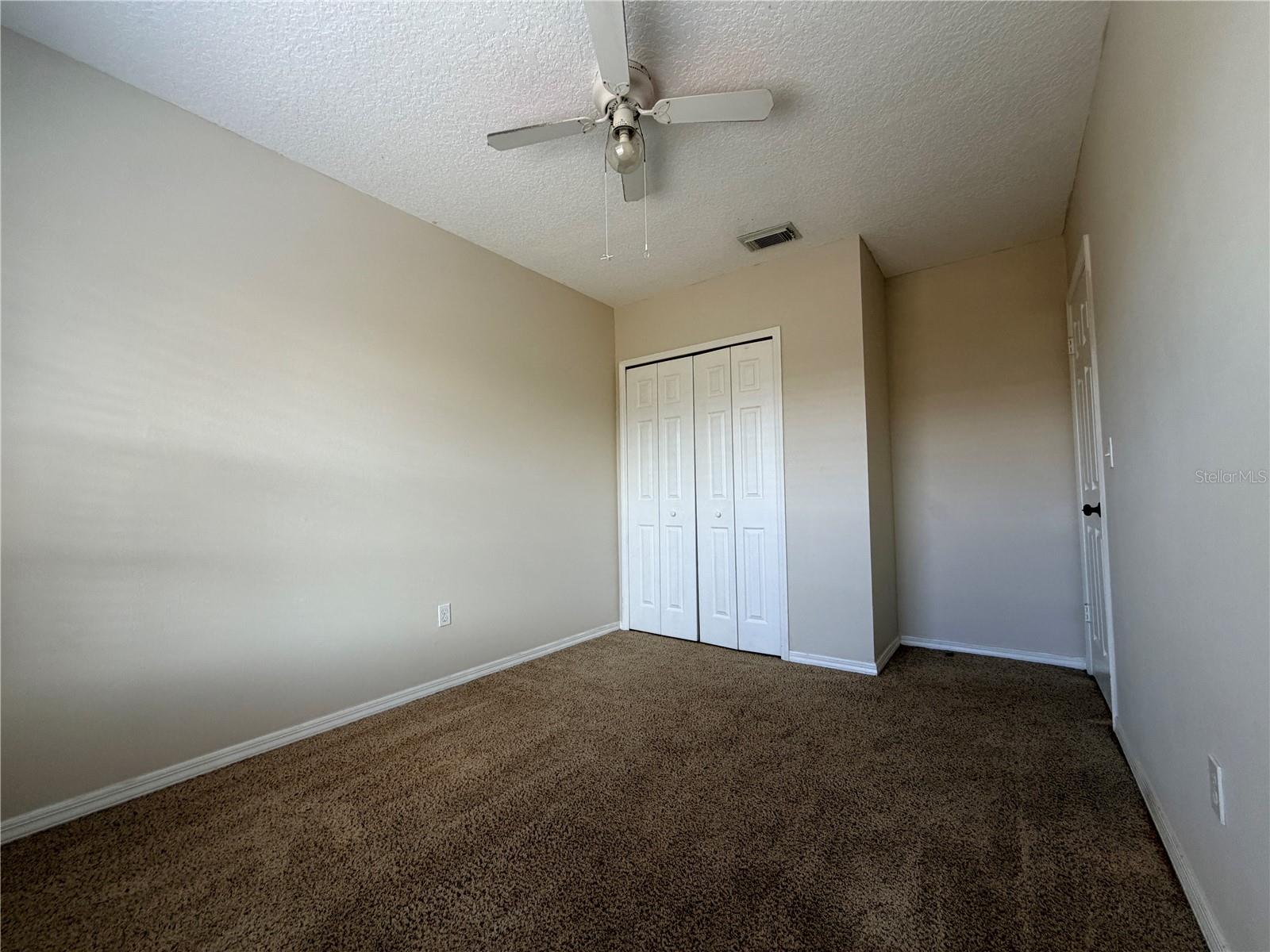 HIDDEN OAKS CONDO PH 11 - Residential Lease
