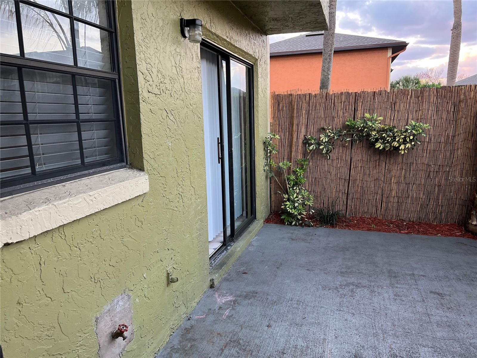 HIDDEN OAKS CONDO PH 11 - Residential Lease