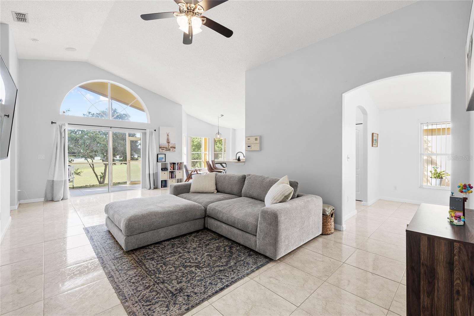 WESTON HILLS SUB - Residential