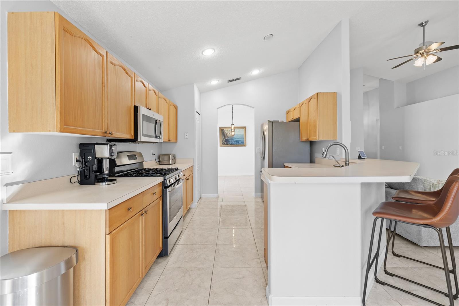 WESTON HILLS SUB - Residential