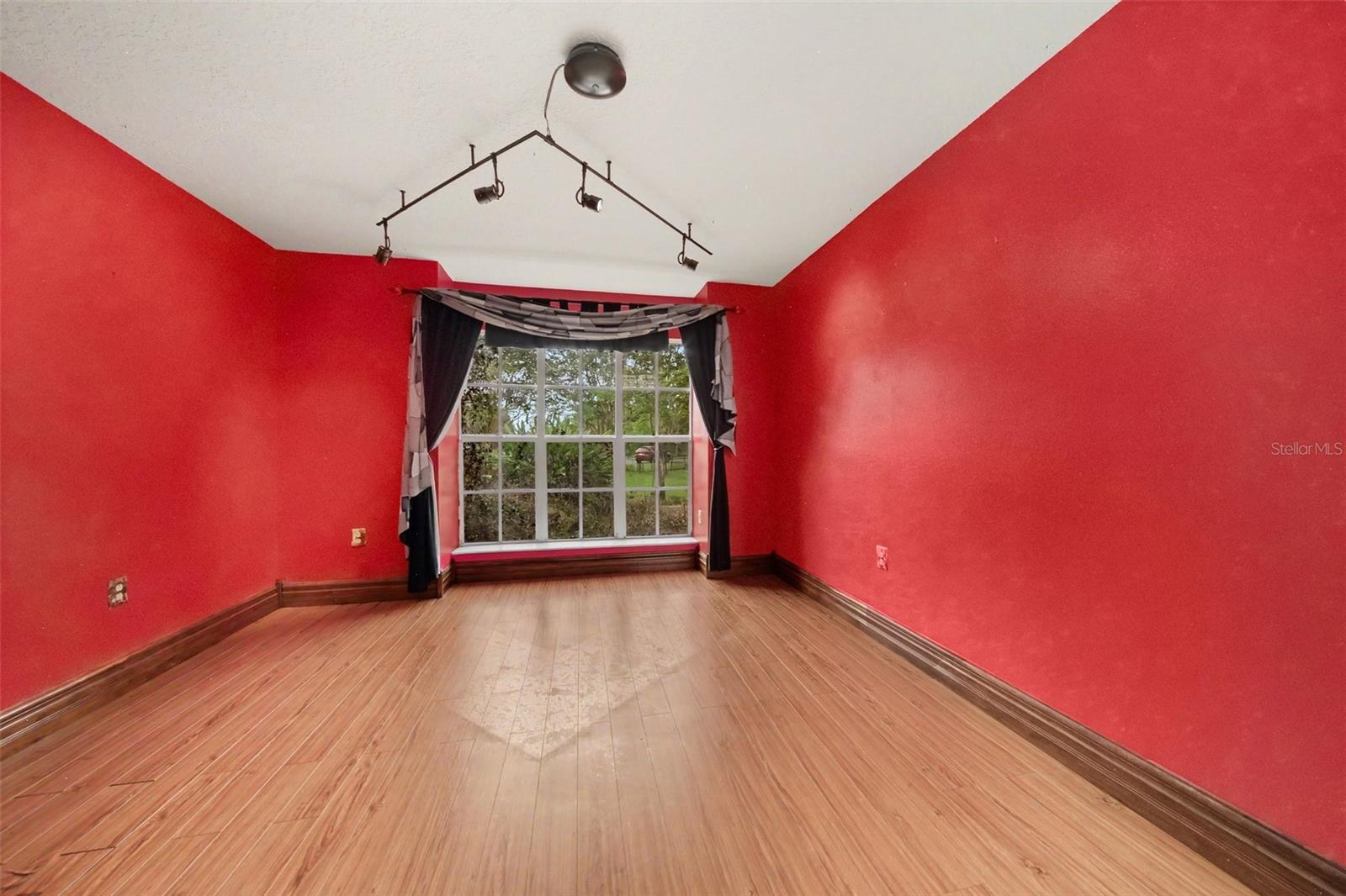 CAPE ORLANDO ESTATES UT 12A - Residential